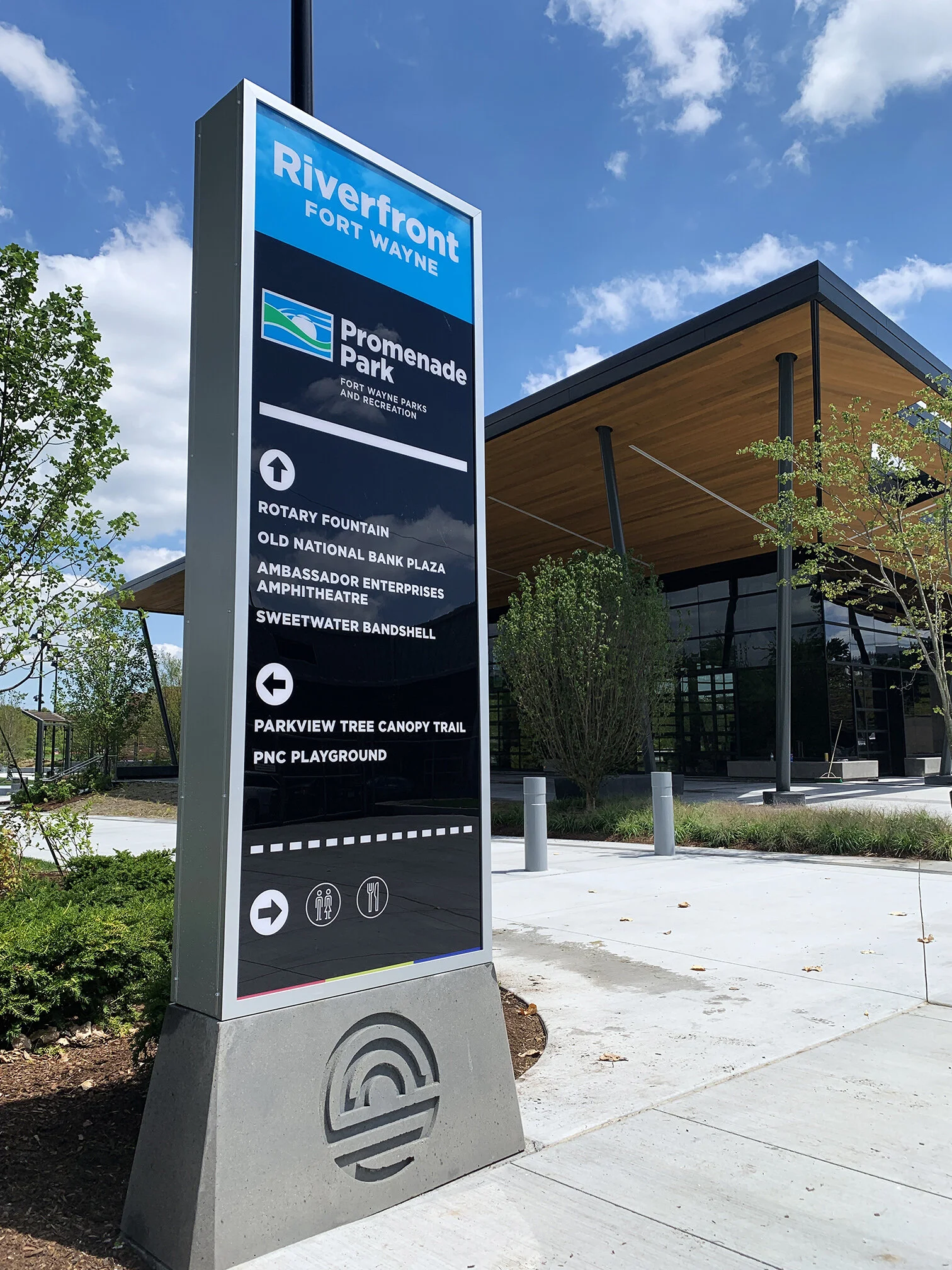 Illuminated wayfinding sign