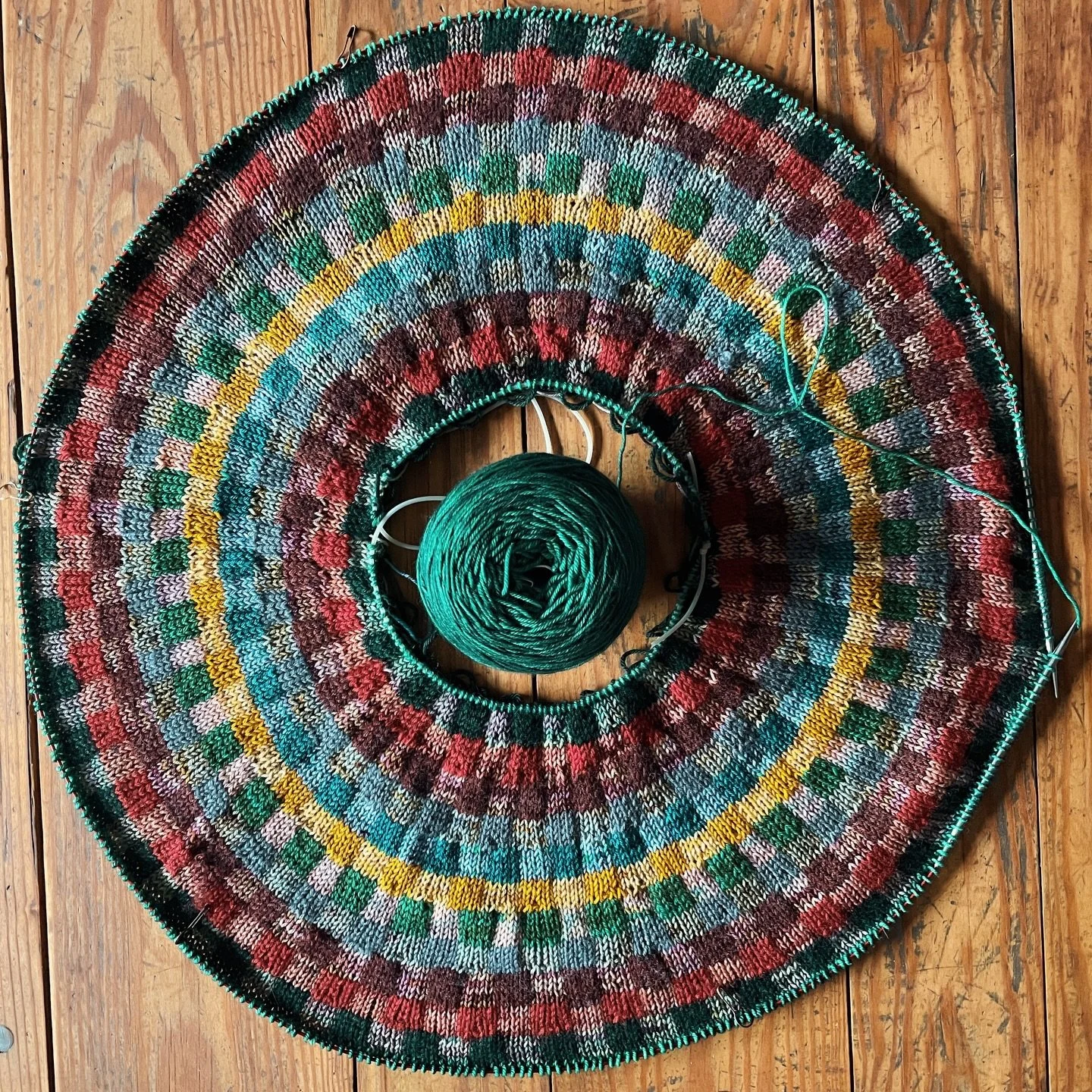 Colourwork ✅ 

I finished most of the yoke of my Paul Klee sweater and I couldn&rsquo;t be more pleased! I blocked it so I could try it on before separating for the sleeves and I&rsquo;m so glad I did. The remainder of the yoke is knit in the main co