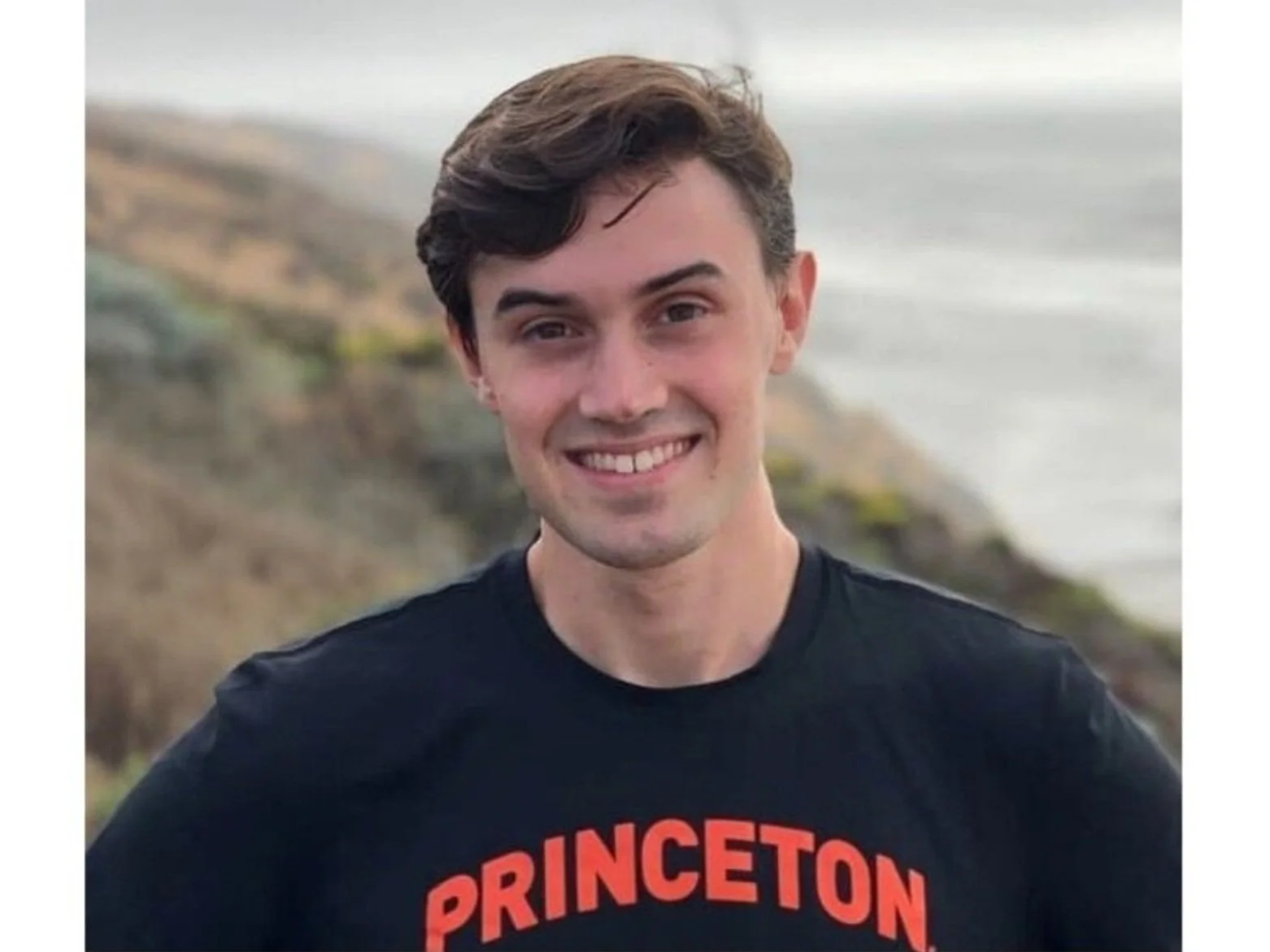 Charlie Cowen-Breen received the Sigma Xi Book Award in the Math Department for his senior thesis research. Congratulations and we are so proud!