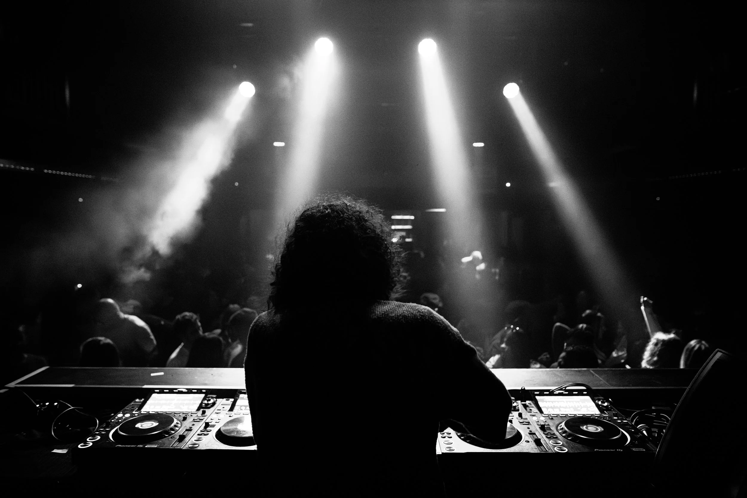 Sweaterdisco_Prysm_012623_036.jpg