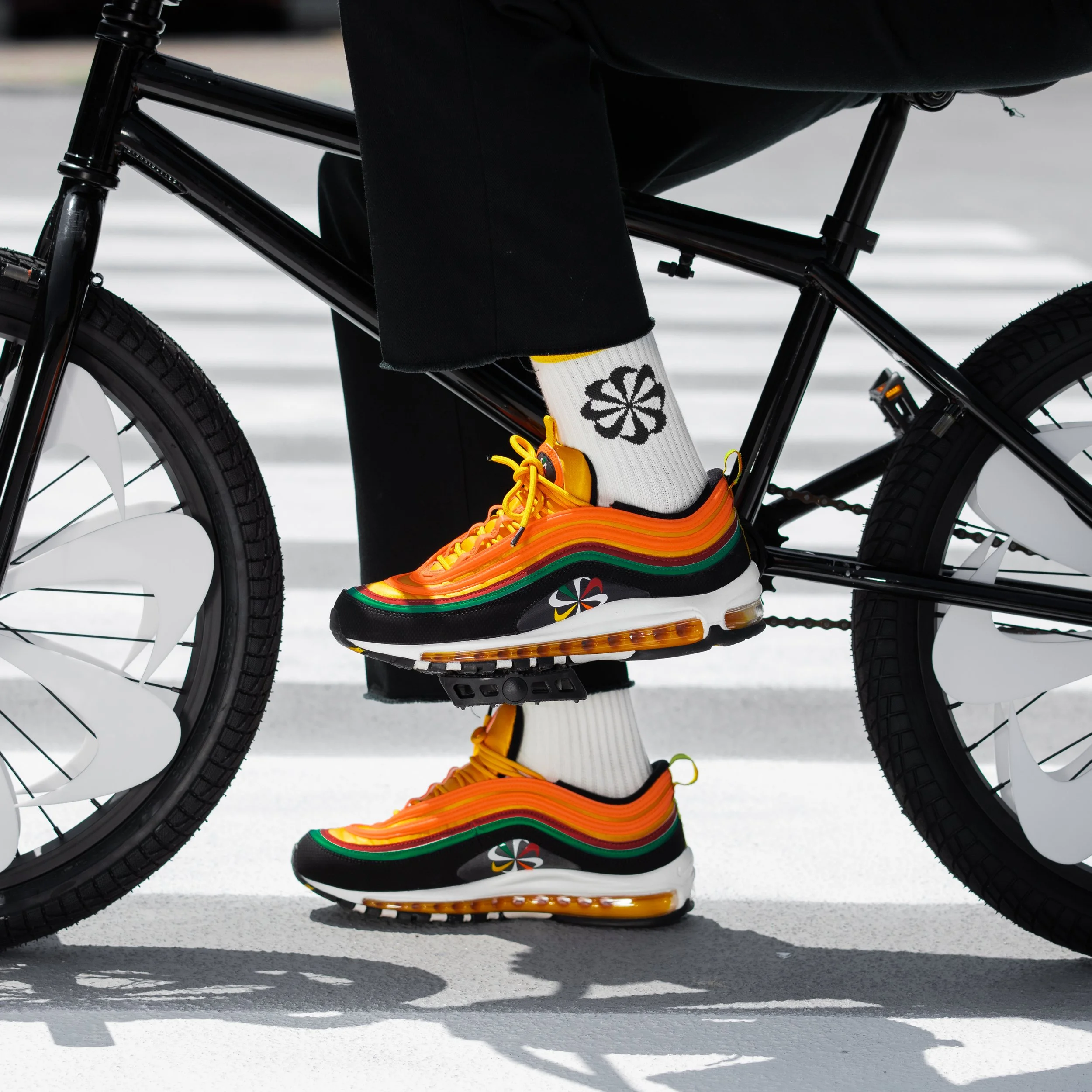 Bike Close Up_1x1.jpg
