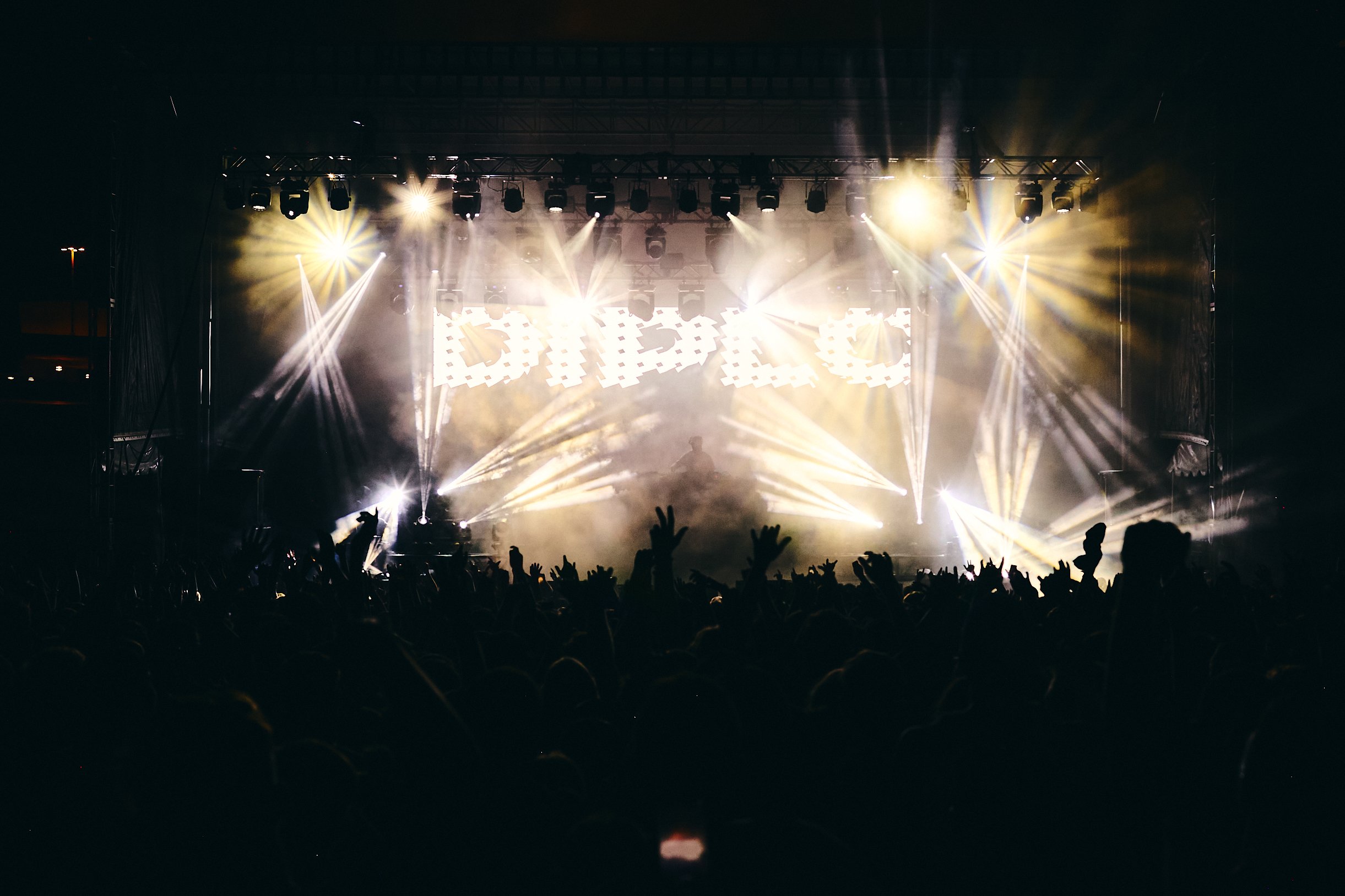 Diplo_IMG_6359_5616 x 3744.jpg