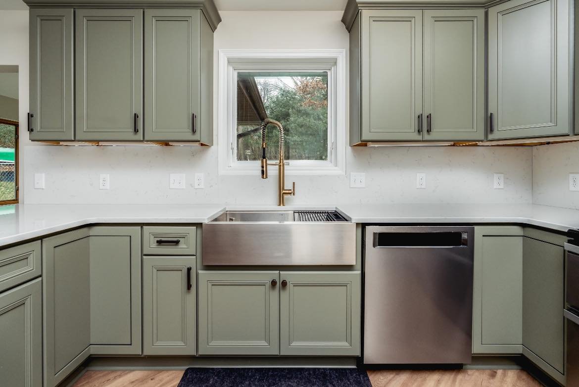 Don&rsquo;t let your backsplash go unnoticed&mdash;make it the star of the show! 🧑🏼&zwj;🍳✨

#WisconsinBuilder #JuneauCountyBuilder #WisconsinDellsBuilder #NeiraCustomHomes #SaukCountyBuilder #WisconsinDells #NewHomeConstruction #CustomHomeDesign #