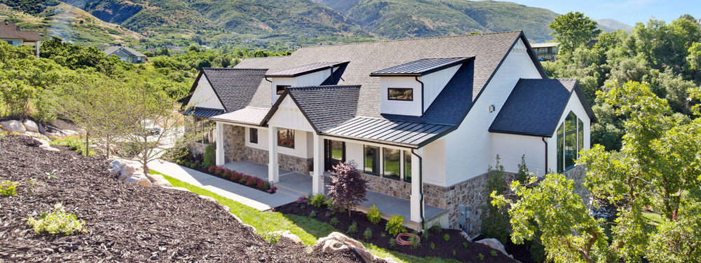 NEIRA Custom Homes - Fiorella Neira