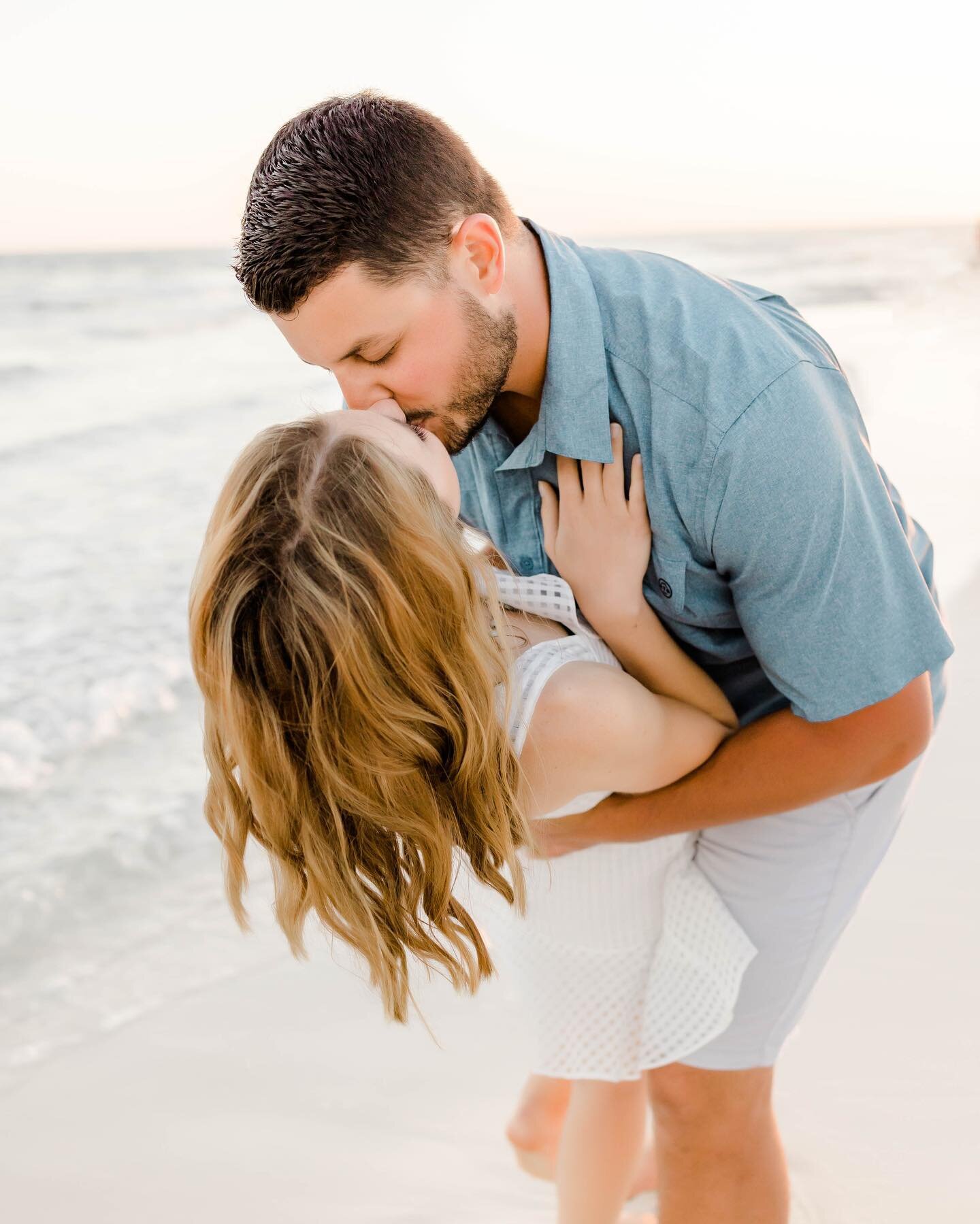 If I don&rsquo;t say it enough, I love my job 💙 Summer season is filling up so quickly! If you want a date, message soon! Can&rsquo;t wait to meet all of you this summer!

#rosemarybeachphotographer #maternityshoot #30afamilyphotographer #graytonbea