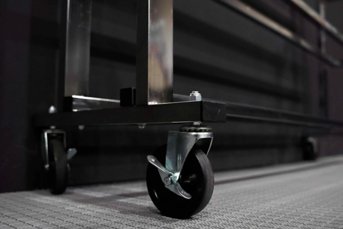 Premium Ball Rack - Chrome (2).png