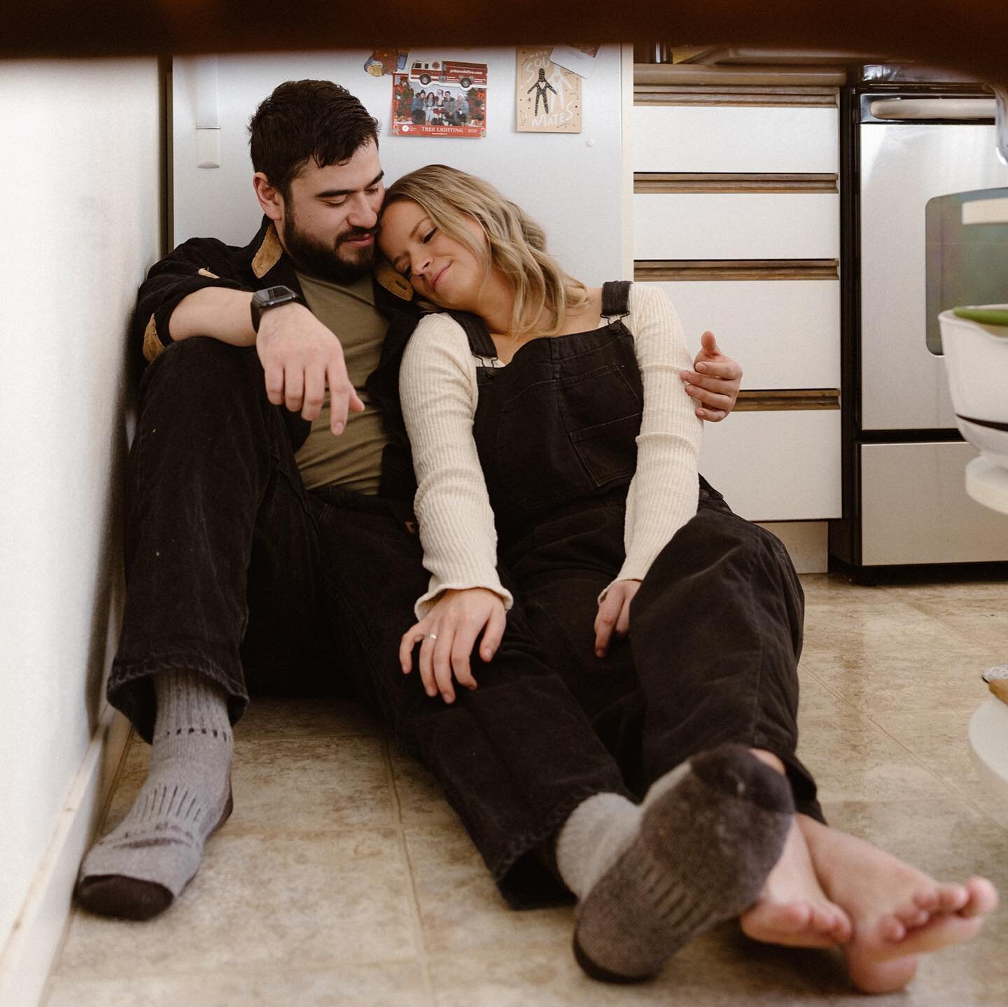 Kelsey + Ian&rsquo;s Engagement Session was so much fun 🖤

We started out with their session doing something they both love to do together, cook! Ian is an incredible Chef! 

I actually first met Kelsey + Ian at a hotel we all worked at when I had f