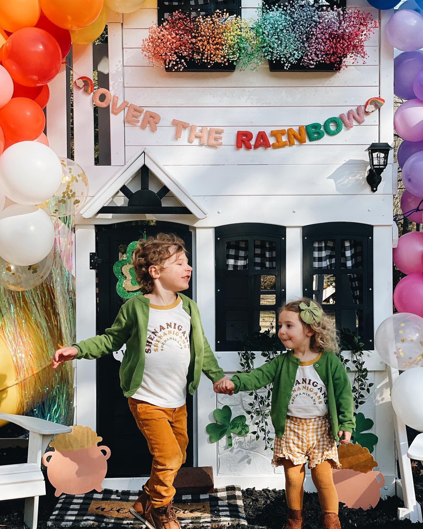 Frolicking under rainbows is my favorite place to be!

#kwtribeplayhouse 
#stpatricksday #stpatricksdaydecor #rainbows #luckyus🍀 #rainbowsandballoons #luckoftheirish #tinyhouseproject #momswithcameras #playhousemakeover #swingsetmakeover #playsetmak