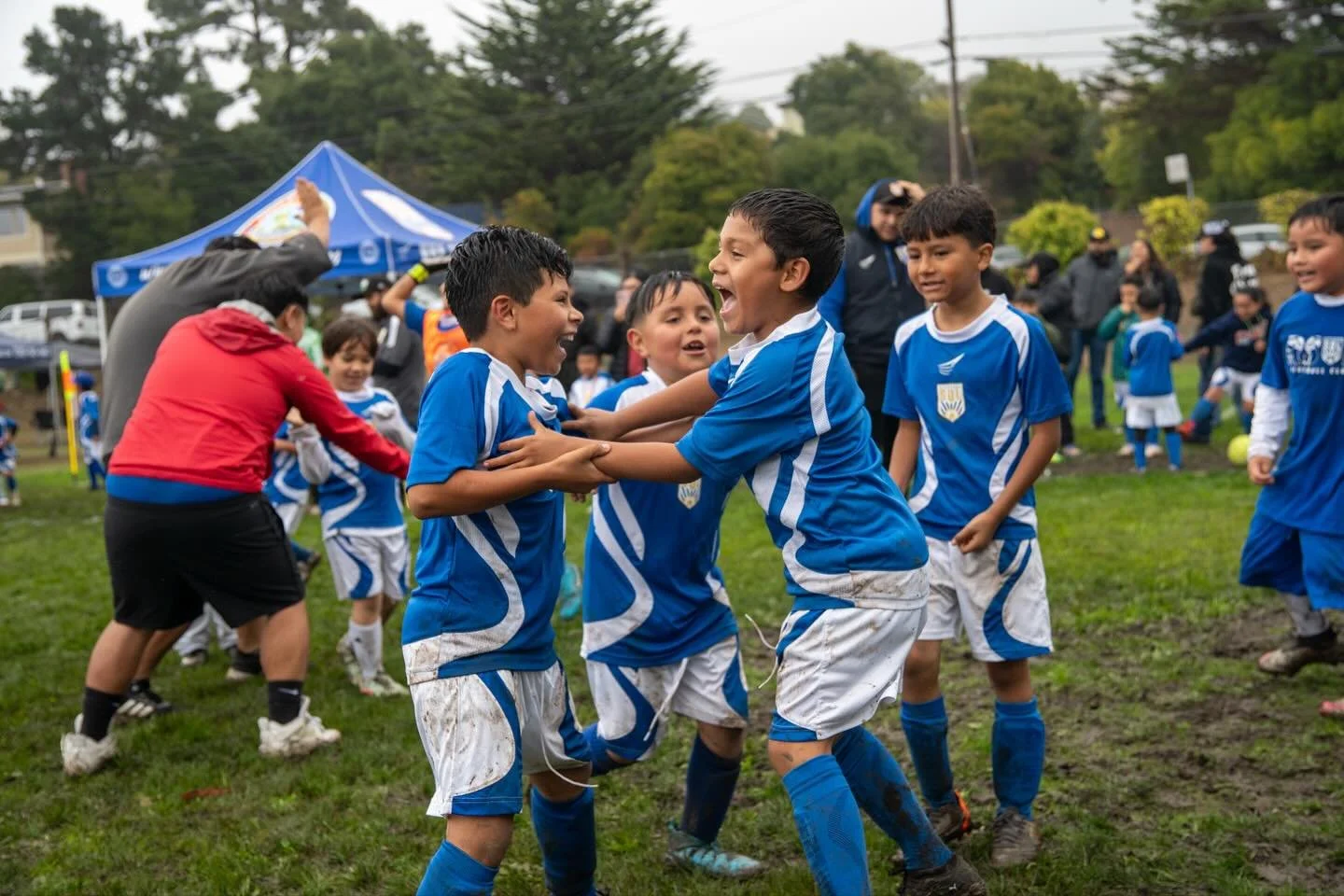 RSOL Rec Championship Weekend ⚽️
Day 1 of Championship Weekend was one for the books! 🙌
Shoutout to all our brave REC players who went out and performed in the rain and battled through tough field conditions. 💪🌧️
Big thank you to all the parents f