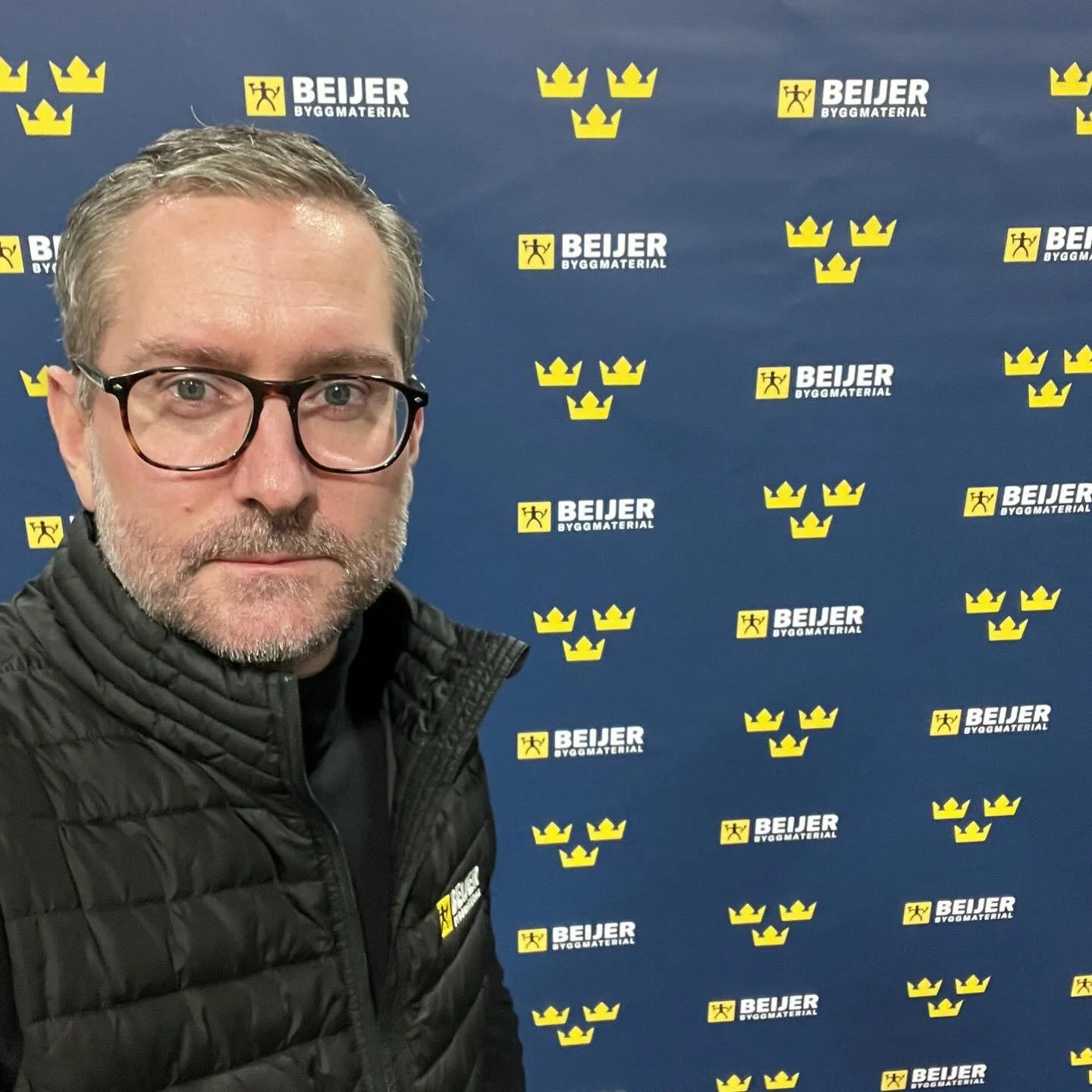 SPONSRINGSPODDEN
&nbsp;
🎙️ Nu har vi sl&auml;ppt ett nytt avsnitt (nummer 28) av Sponsringspodden.&nbsp;@80asa har tr&auml;ffat Erik Flygt som &auml;r sponsrings- och eventansvarig p&aring;&nbsp;@beijerbygg.se 

I avsnittet talas bland annat om:
✔️&