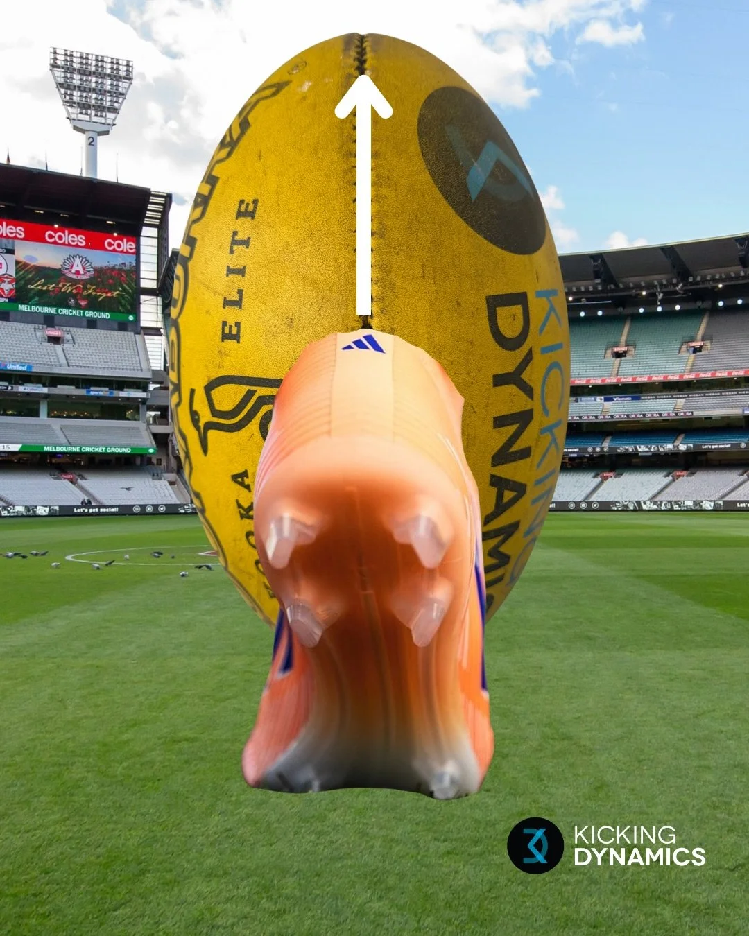 🤔 Unsure why your kicks are curving a particular direction? 

Generally it is because of the ball and foot angle when connecting. 📐🦶🏻 

What can cause this❓
- ball drop on an angle
- foot chasing for the ball and/or being on an angle
- where the 