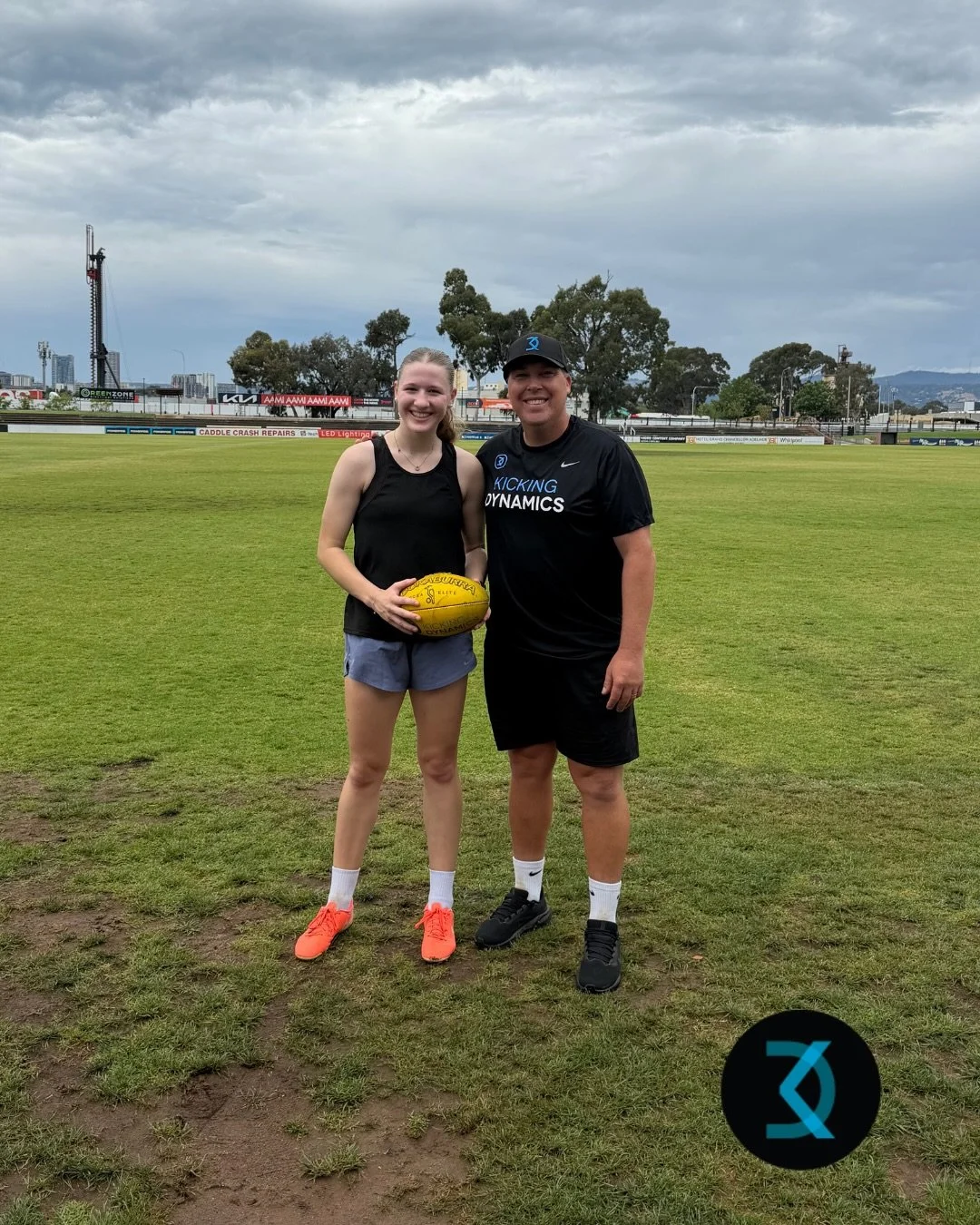 Another fantastic session with future @aflwomens player olivia.leslie09 🏗️

A stellar year from playing seniors for @centraldistrictfc in the @sanfl_official women&rsquo;s league and making the U18 All Australian team as a bottom ager! 🔥

In this s