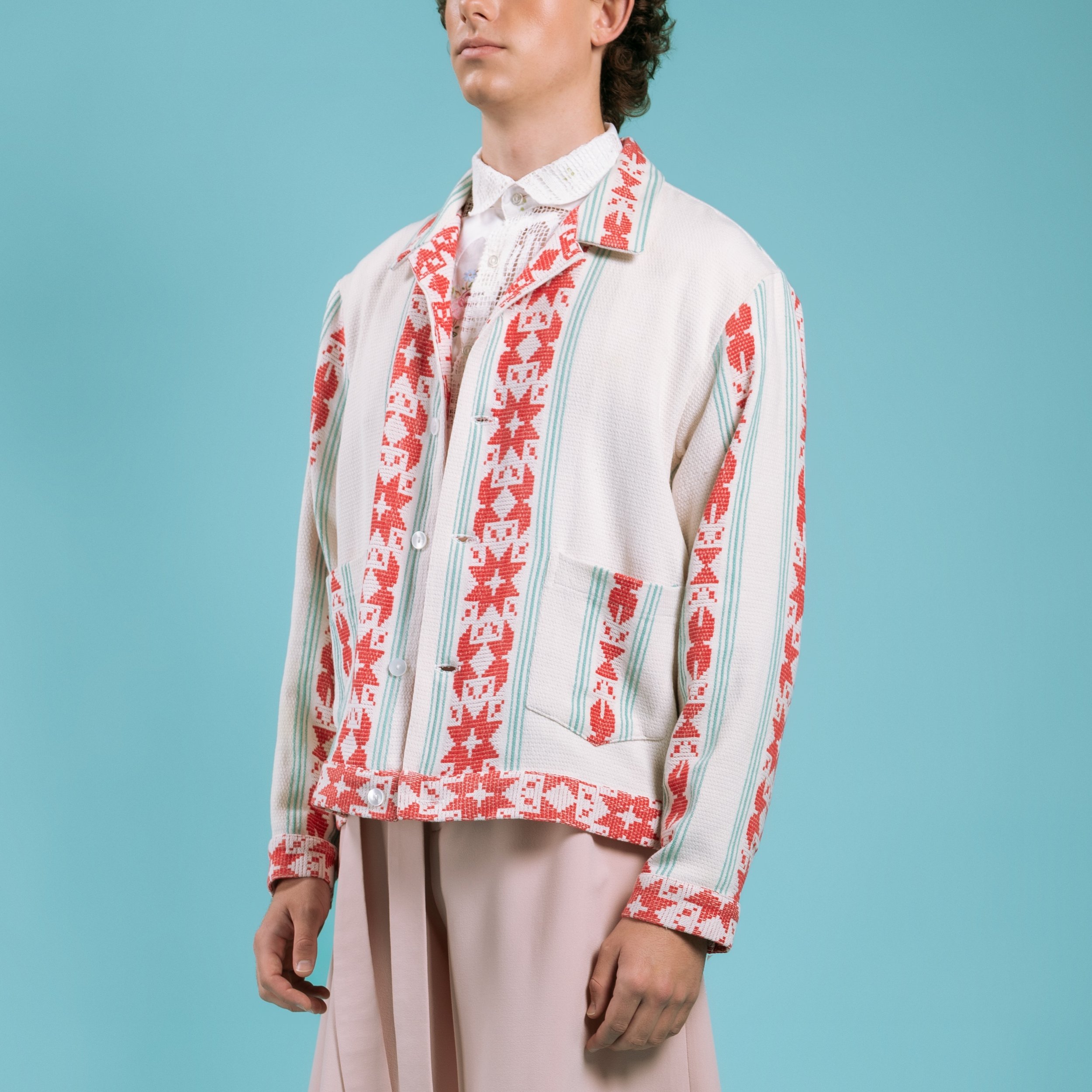 🤩🌍♻️ The Munro one-of-a-kind repurposed jacket was created following the success of our Moroni repurposed shirts. 

The concept takes vintage fabrics that are sourced in and around the Mediterranean that are given a new life, by repurposing the fab