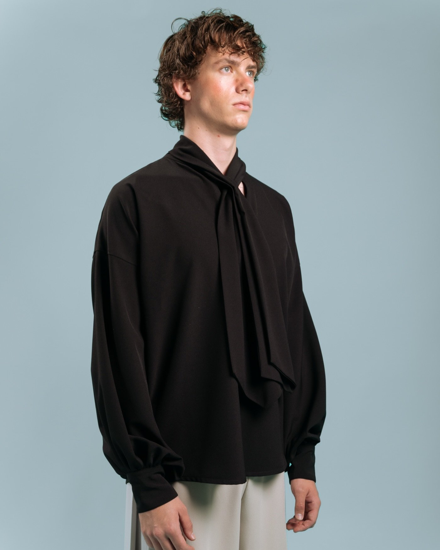🤩 Our &lsquo;Caithness&rsquo; scarf detail shirt is now available in chic black. 🖤 Sign up via home page for free delivery on your next order, or message us for code&hellip;

#trending #menswear #genderfluid #fashion #new