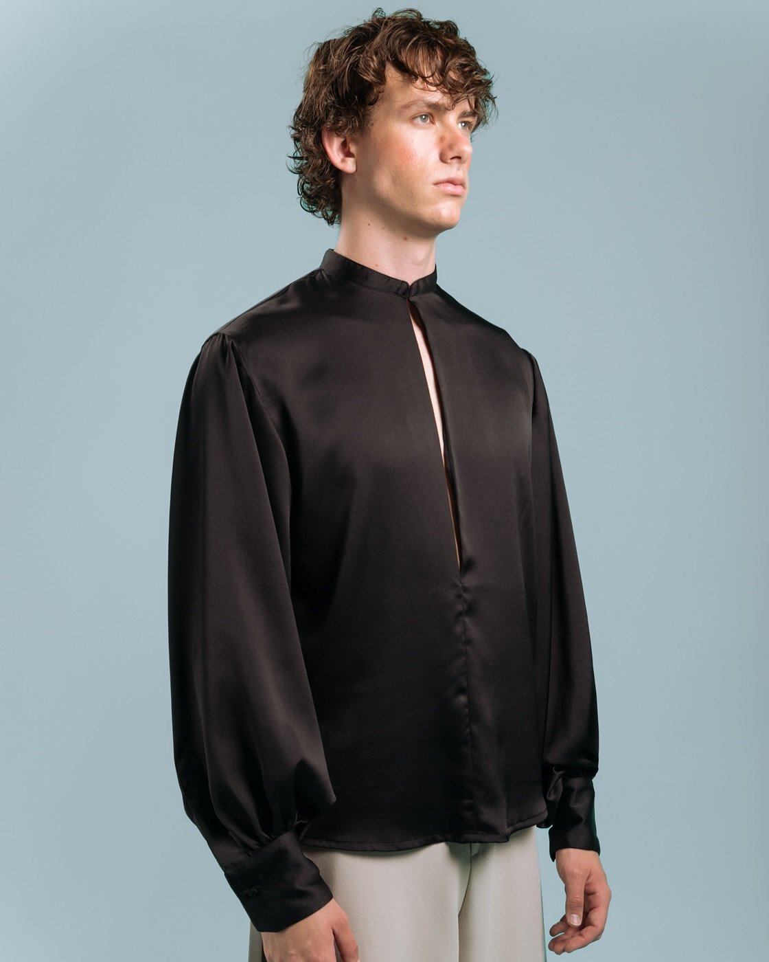 &clubs;️ Our &lsquo;Marthea&rsquo; satin shirt with its cheeky front and back slash is now available in chic black as part of our enhanced &lsquo;NOIR&rsquo; collection. 

🤩 The Marthea is a show stopping shirt that boasts a slash detail down the fr