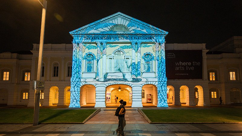 Exterior shot of the National Gallery with kaleidoscopic light mapping on the architecture.