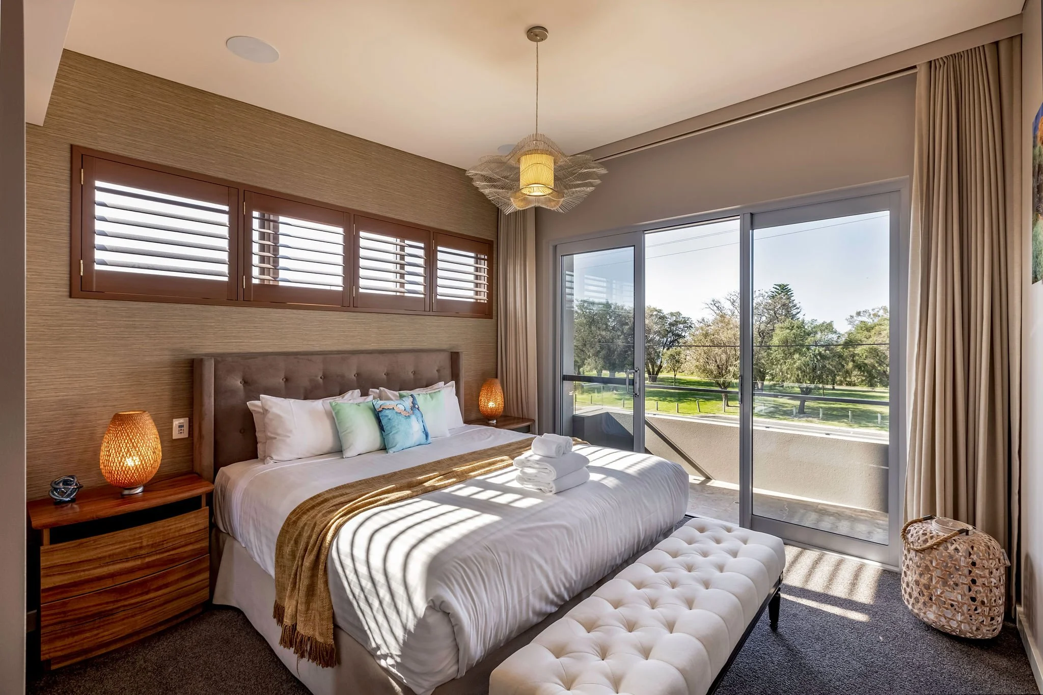 GBR40_Bed2-3.jpg