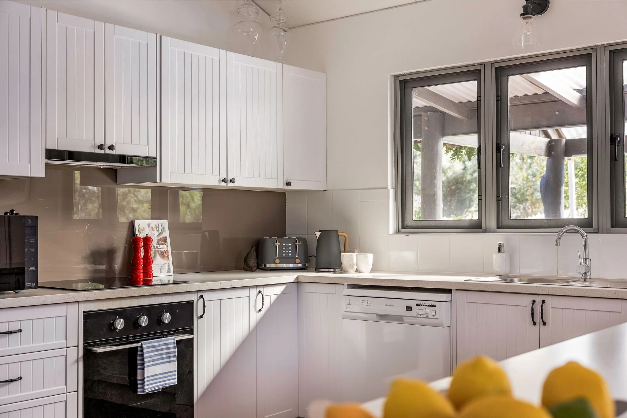 Lochinvar22_Kitchen-1.jpg