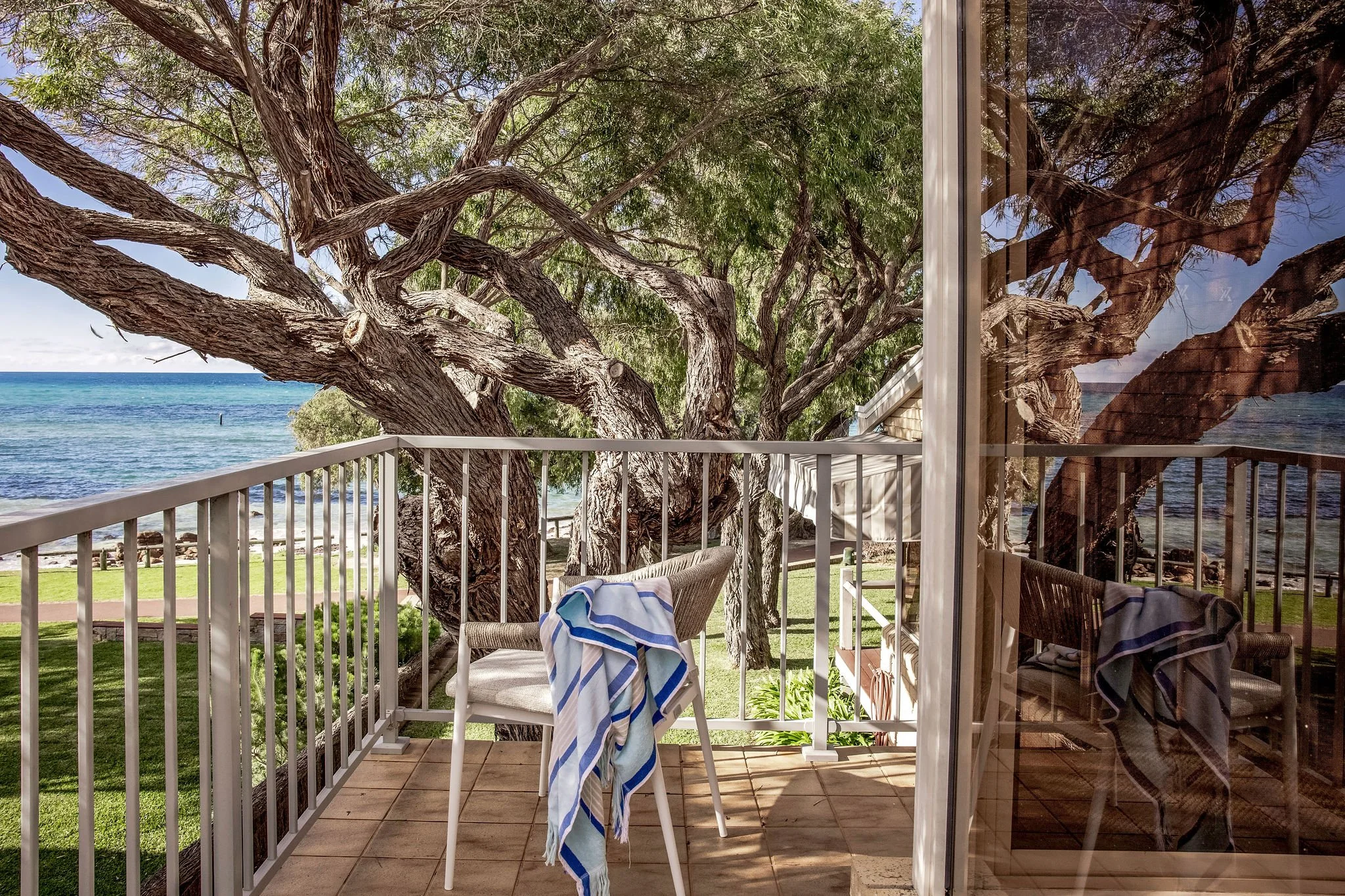 Bayview70a_Shoot2_View_Upstairs-1.jpg