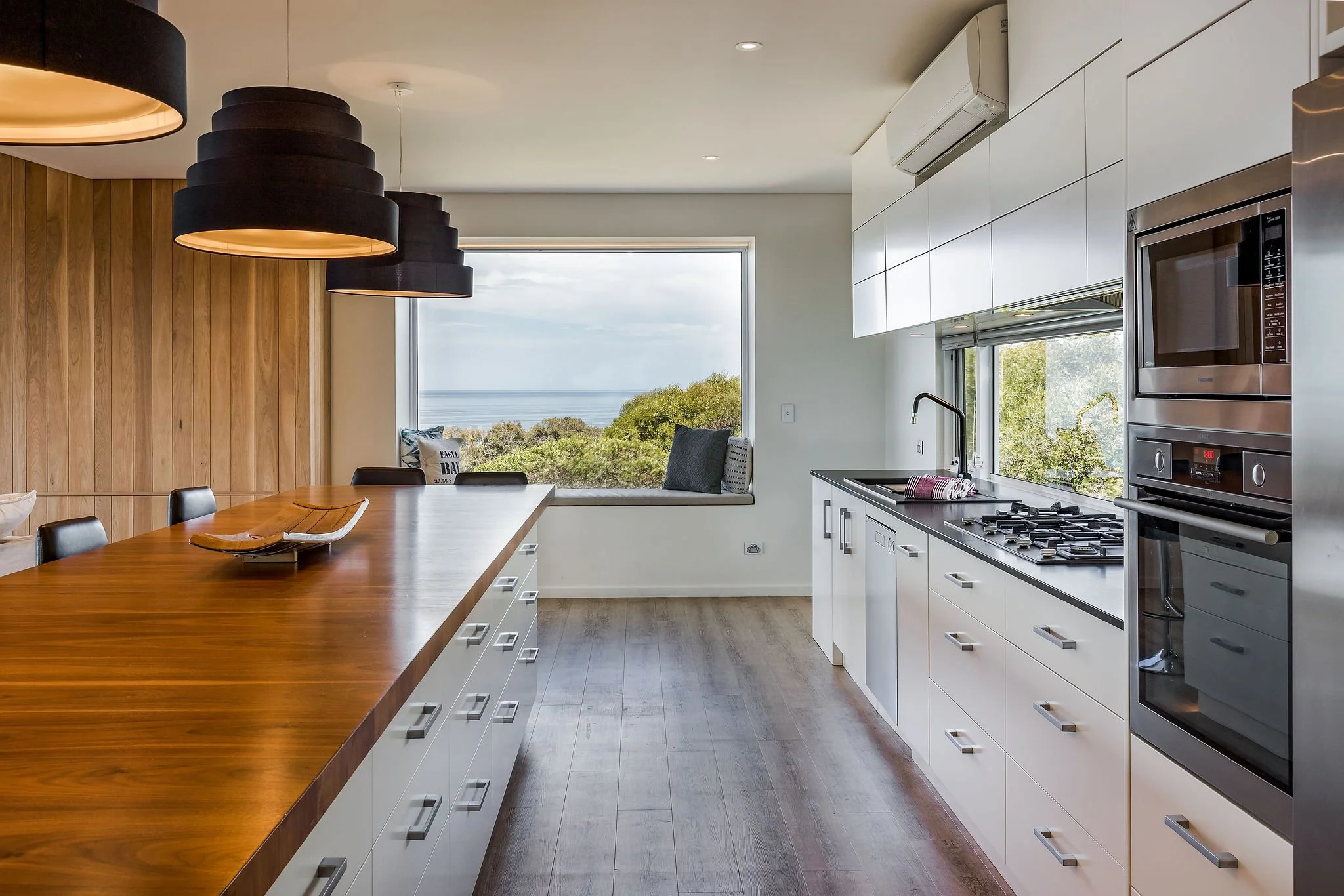 Otranto4_Kitchen-2.jpg