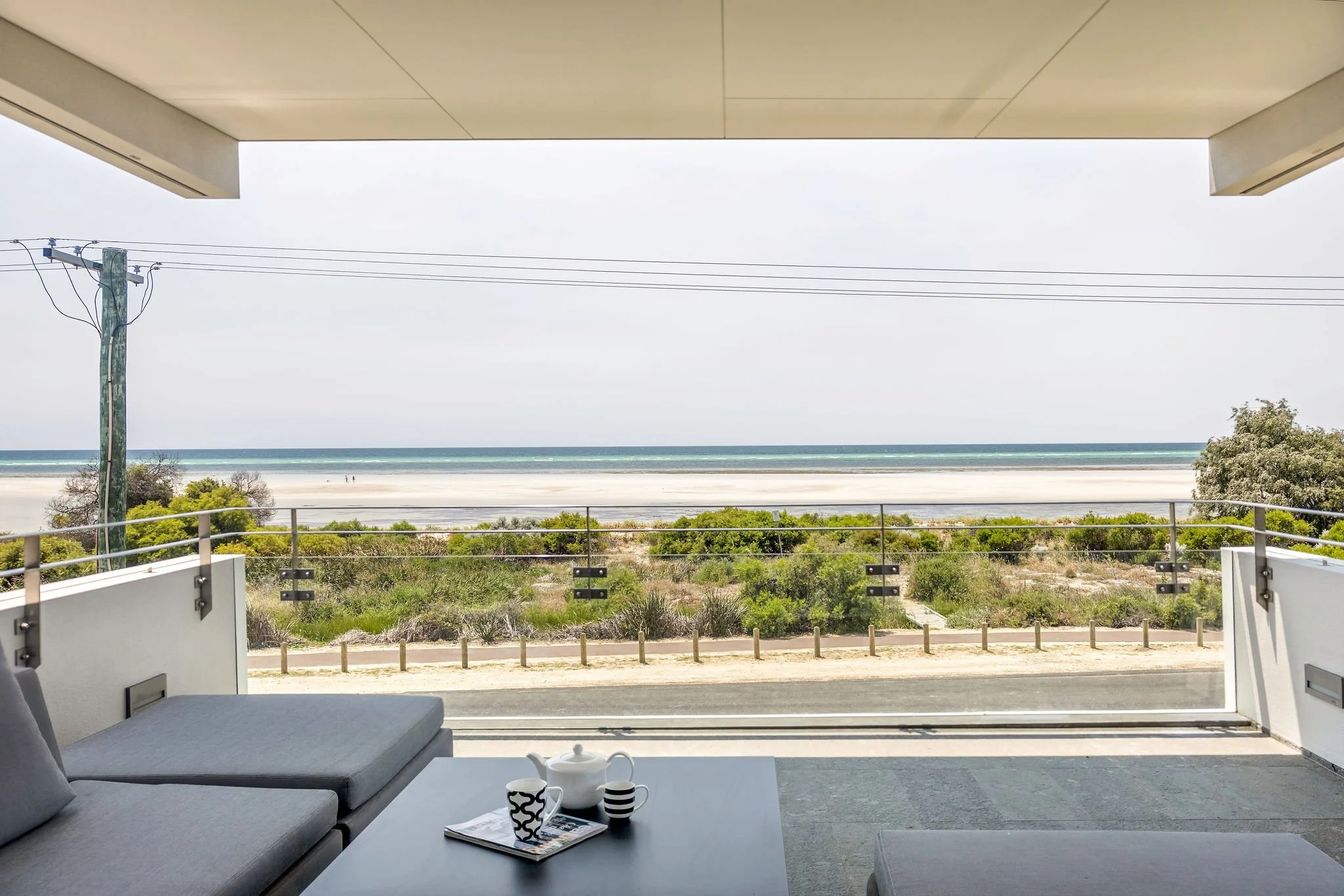 GBR12_Alfresco_Upstairs-1.jpg