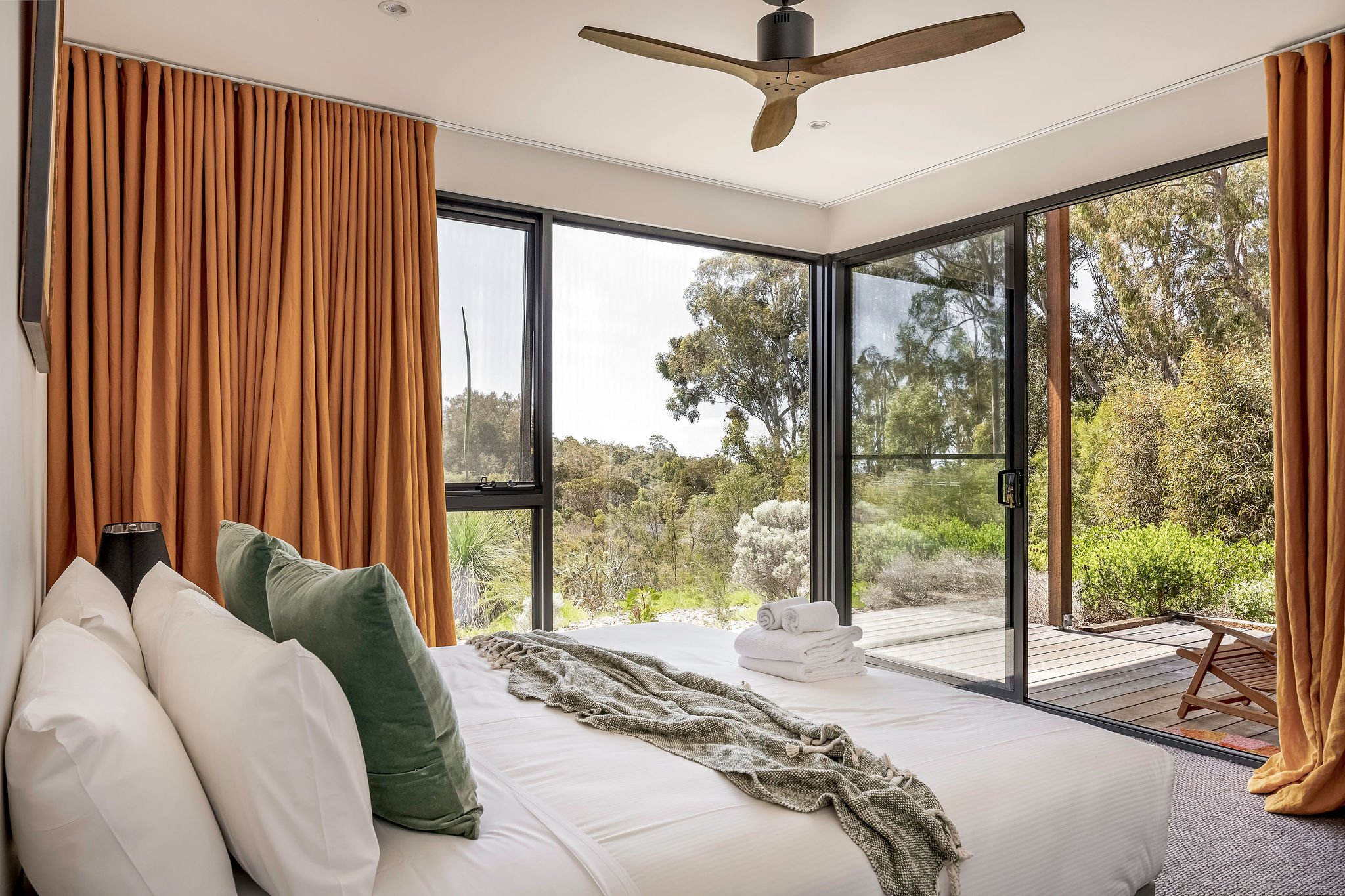 WoodbridgeVale50_Oct24_Bed1-3.jpg