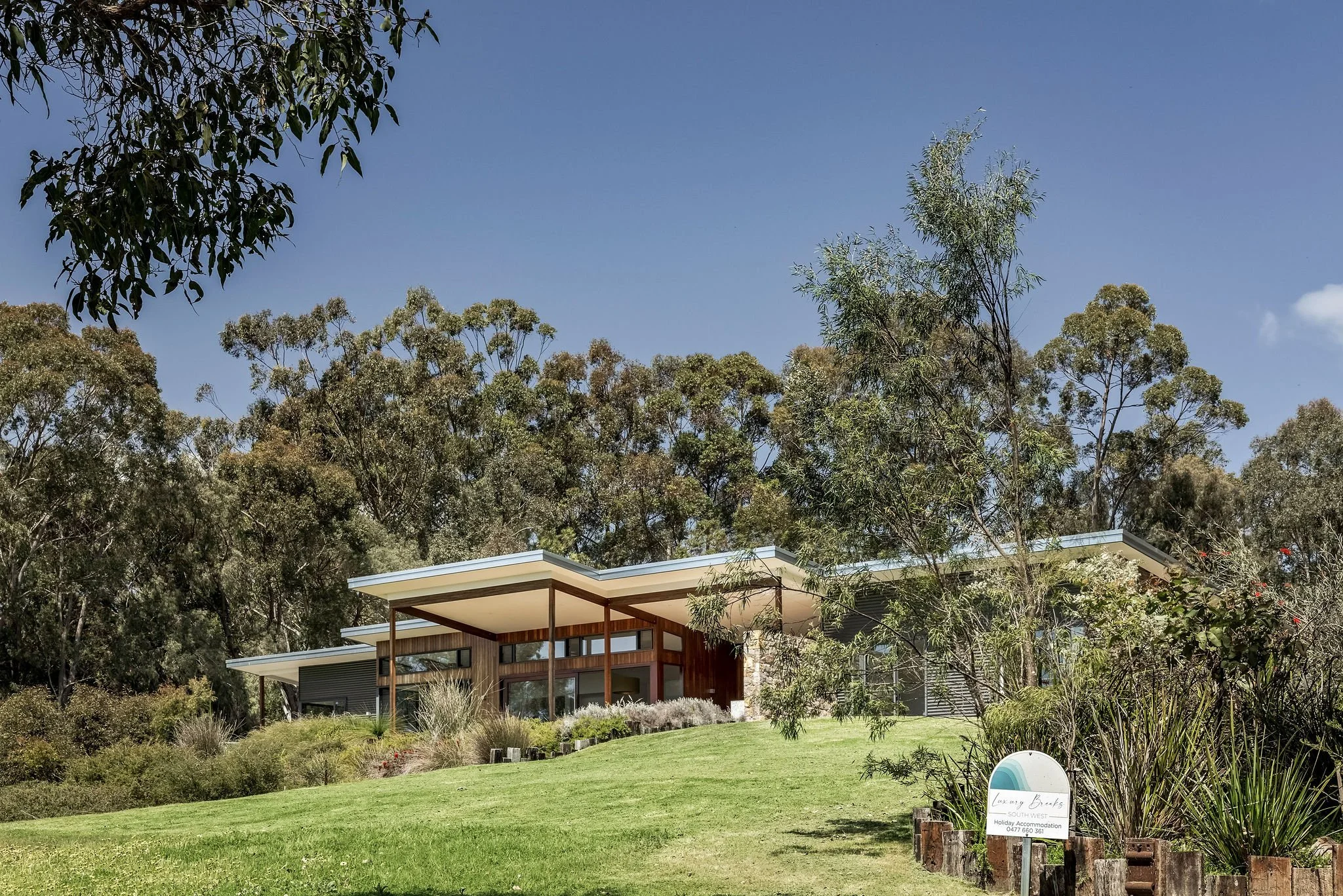 WoodbridgeVale50_Oct24_Externals-2.jpg