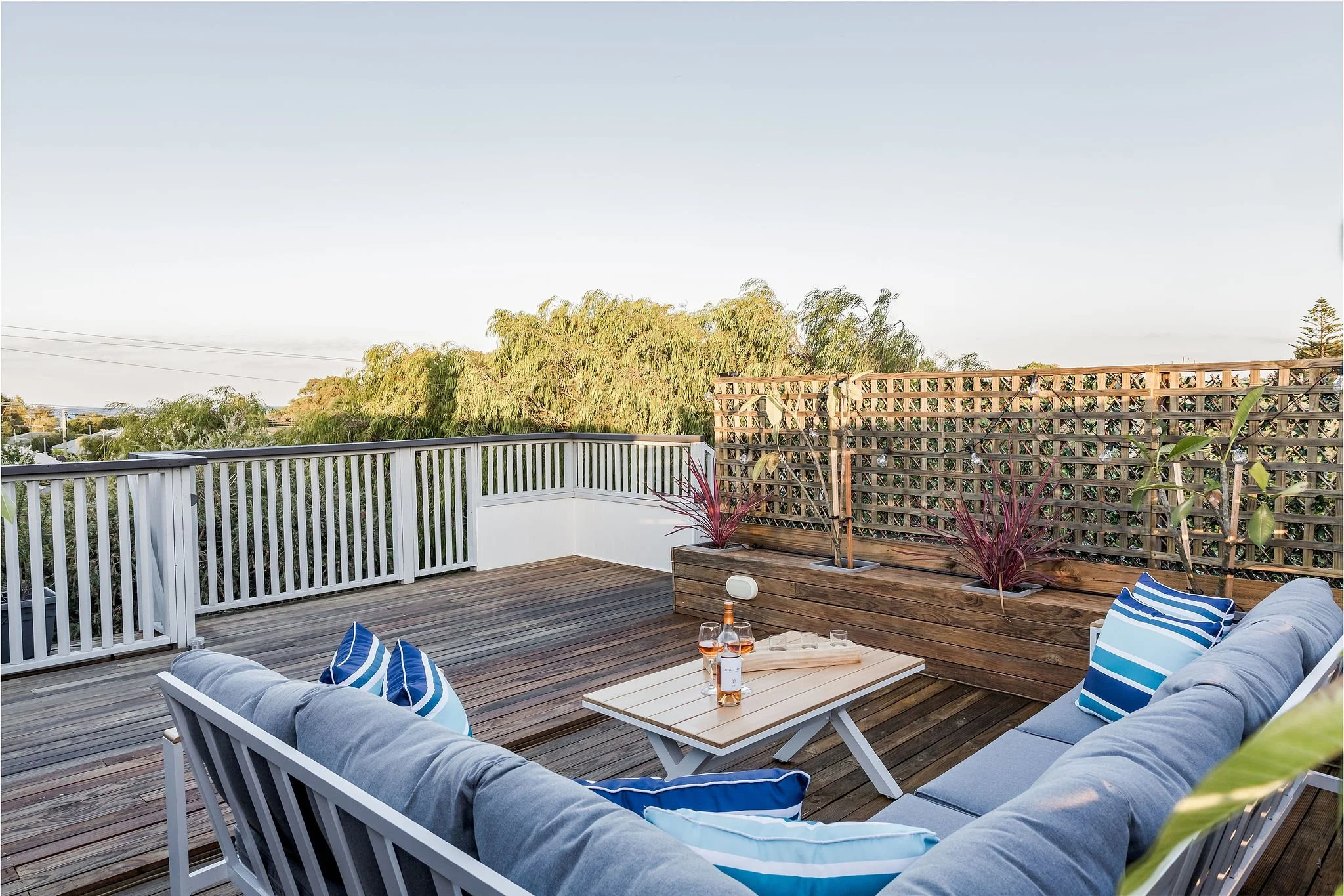Chester26_Deck_Upstairs-1.jpg