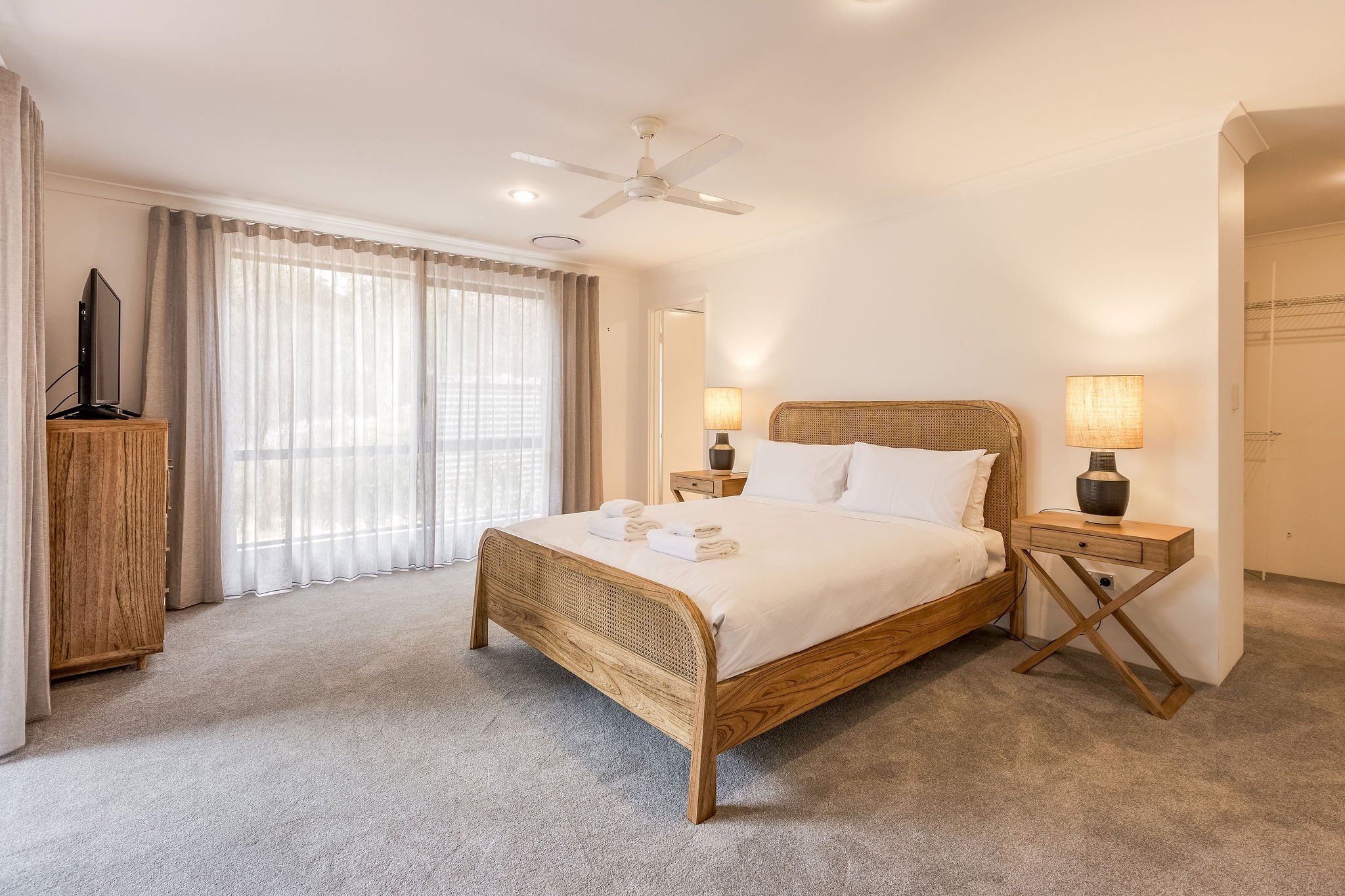 Wisteria16_Bed1-2.jpg