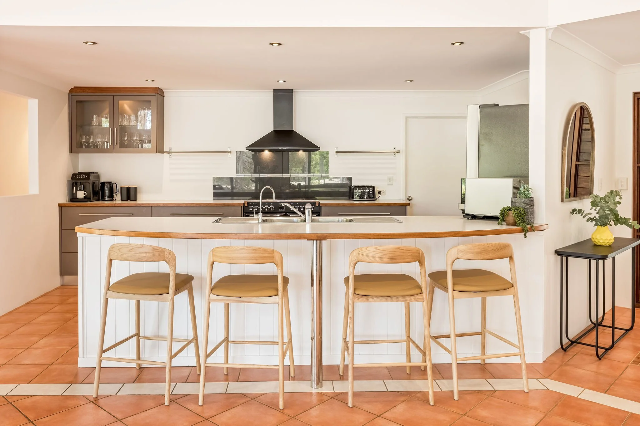 Wisteria16_Kitchen-2.jpg