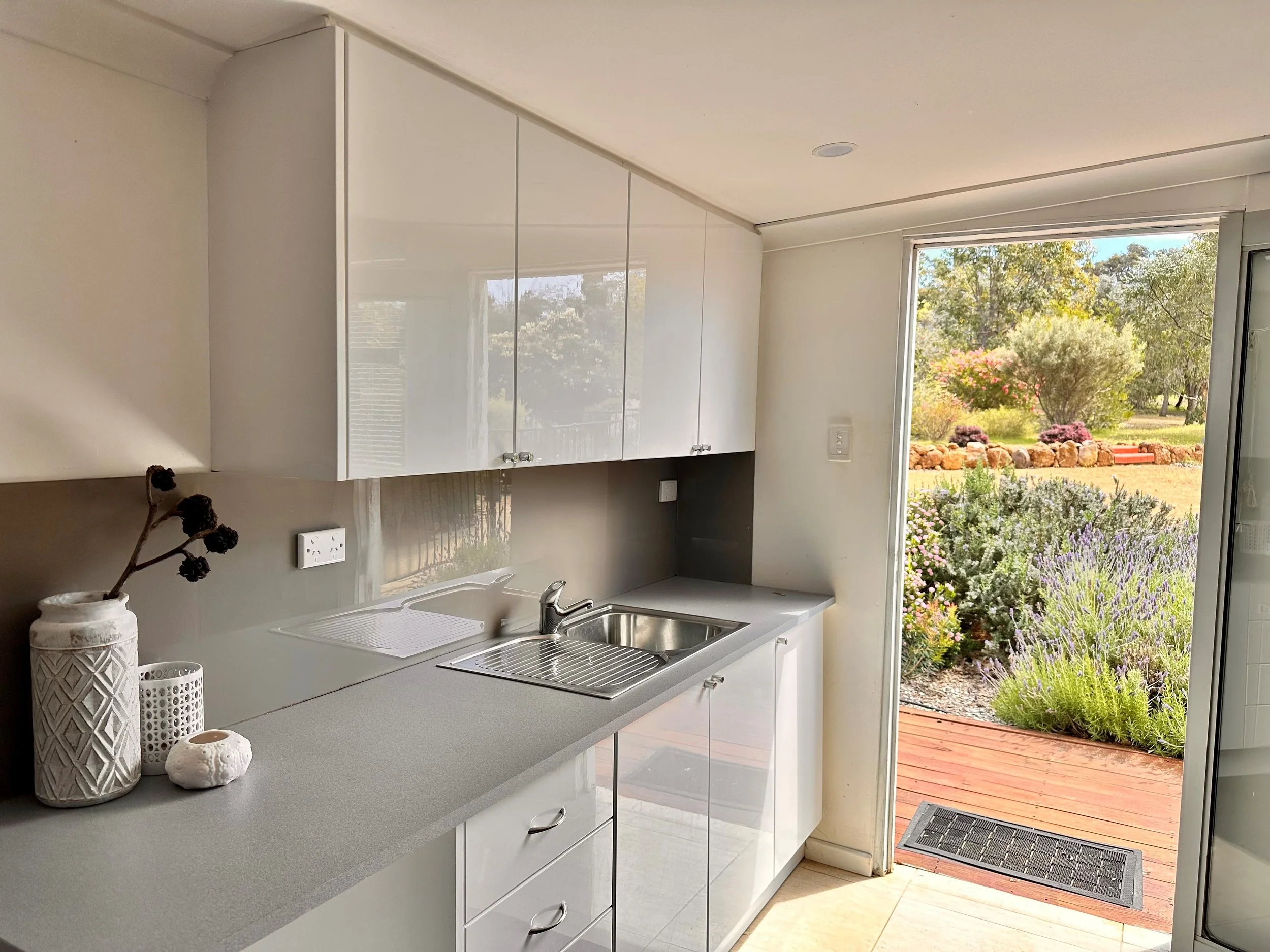 Kitchenette.jpg