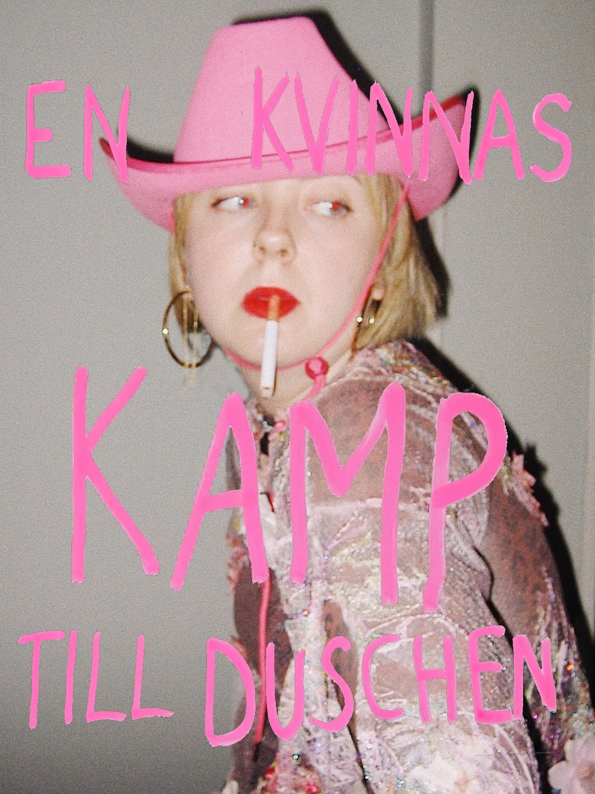 En kvinnas kamp till duschen - en liten show om bakisångest