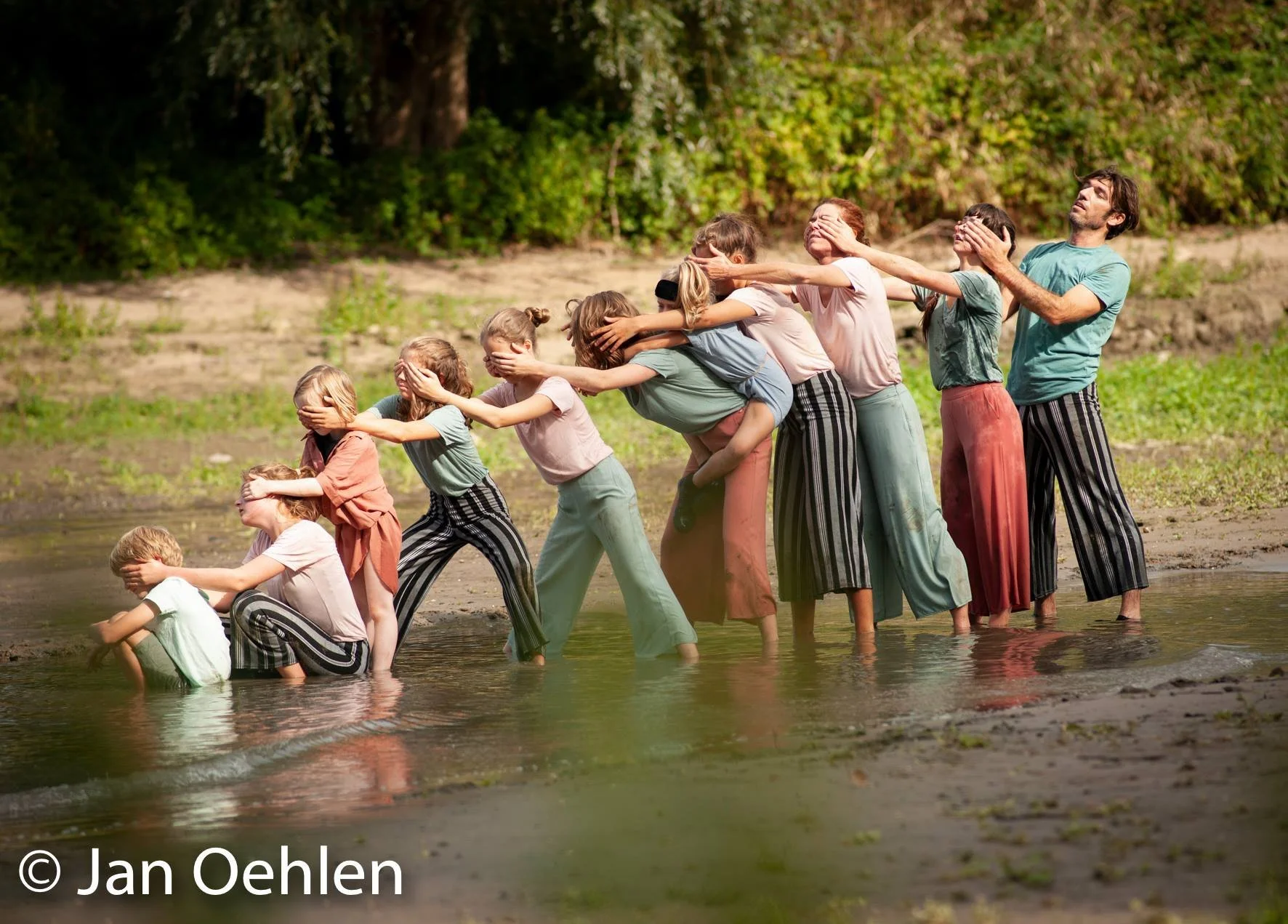Stadsblokkenwerf Arnhem - Voorstelling Danstheater Aard