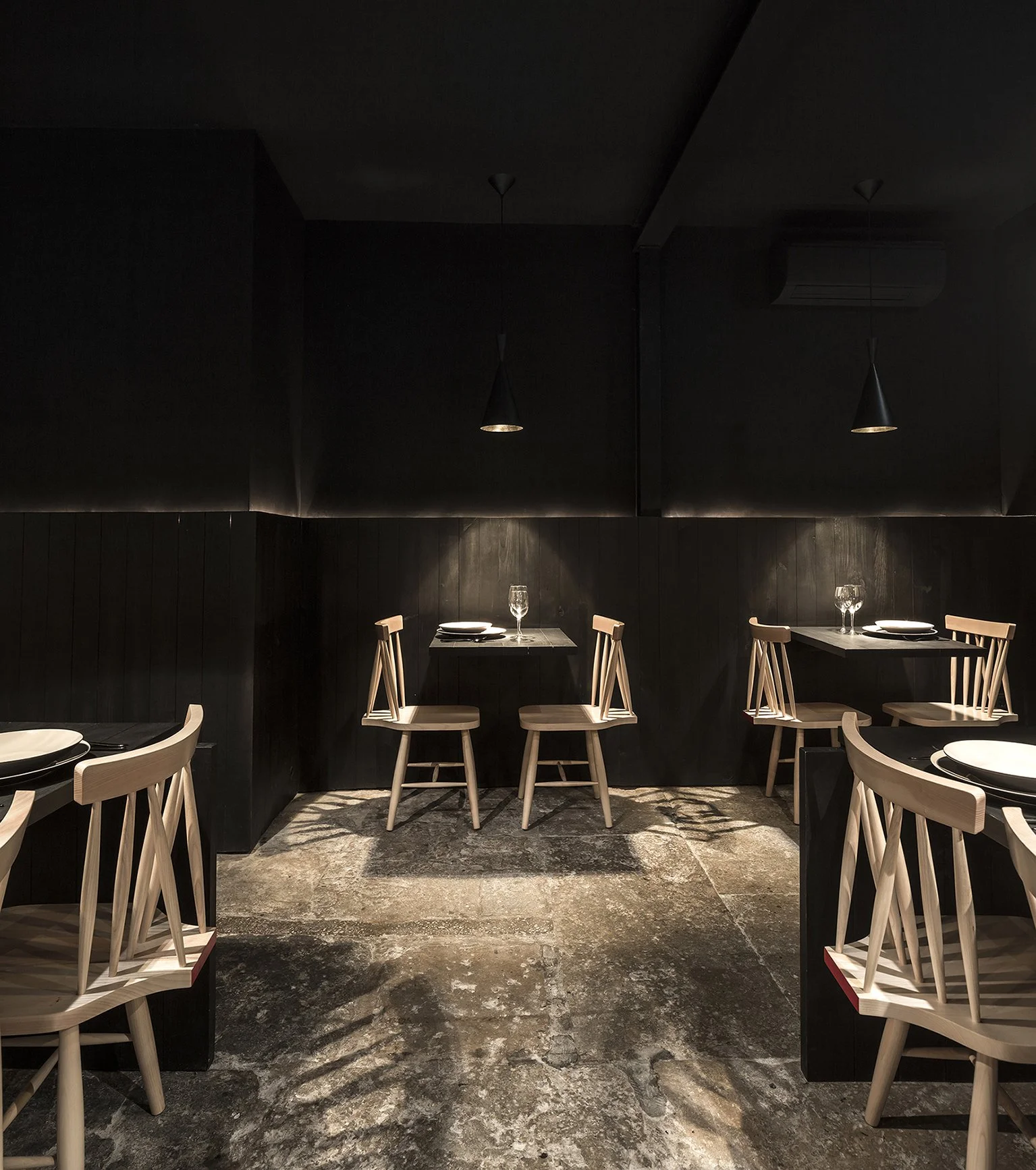 R&B _Nero restaurante 2.jpg