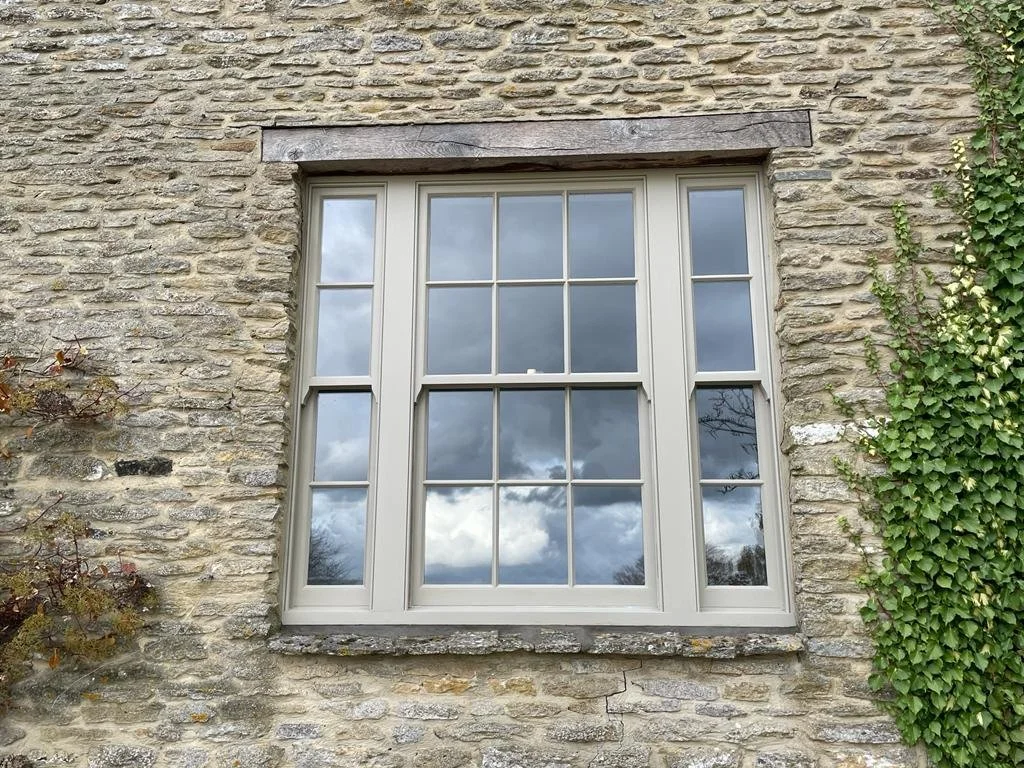 7.1) Window!.JPG