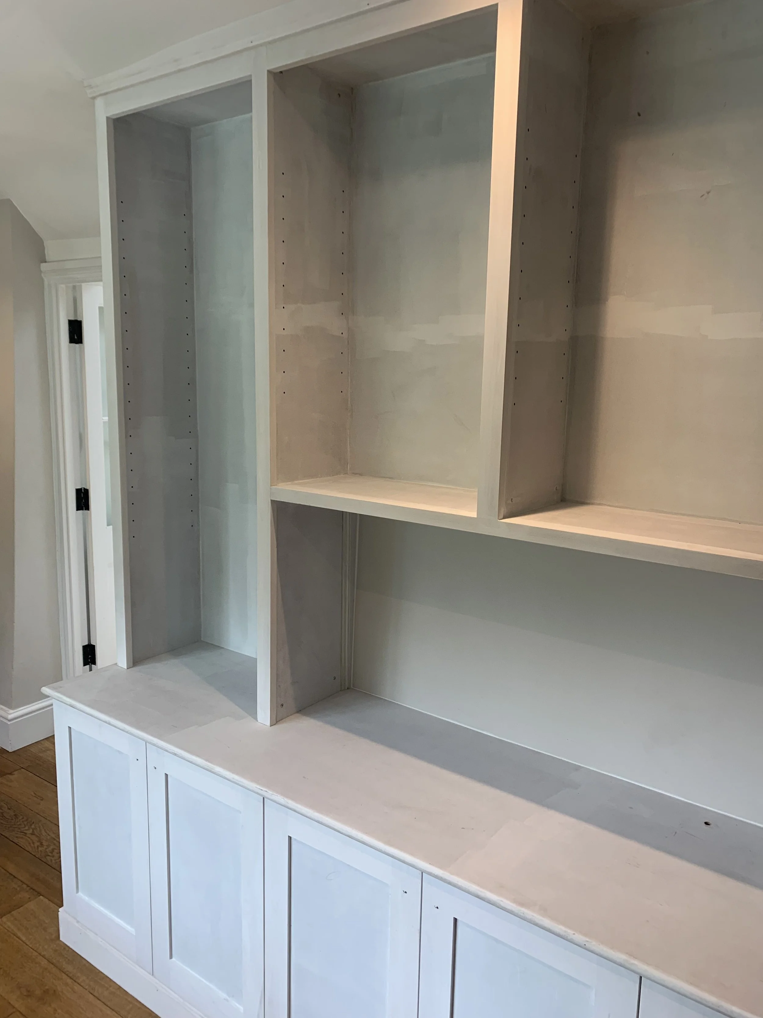 15.2) Cabinet!.jpg