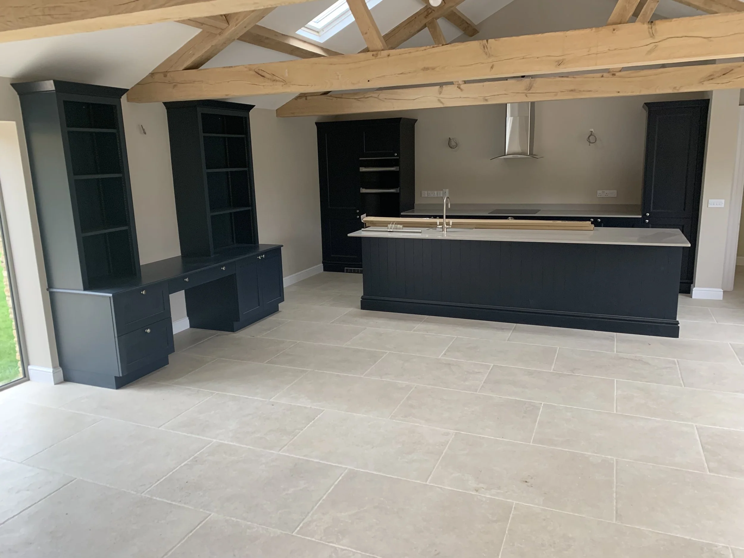 4) Kitchen!.jpg