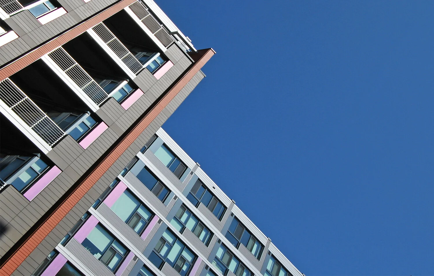 Select photos © Ron Solomon Photography.