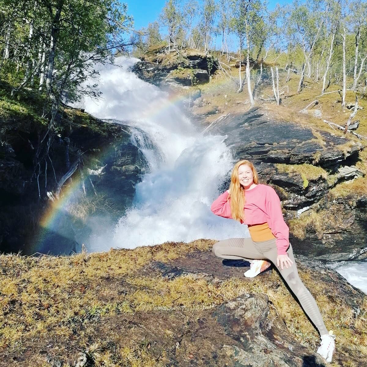 Happy Midsummer✨🌸💐💕 Such magical aboundance everywhere in nature! Let's soak it up and enjoy🌼🌈
.
#midsummer #rainbows #nature #aboundance #magic #summersolstice #norway #troms&oslash;