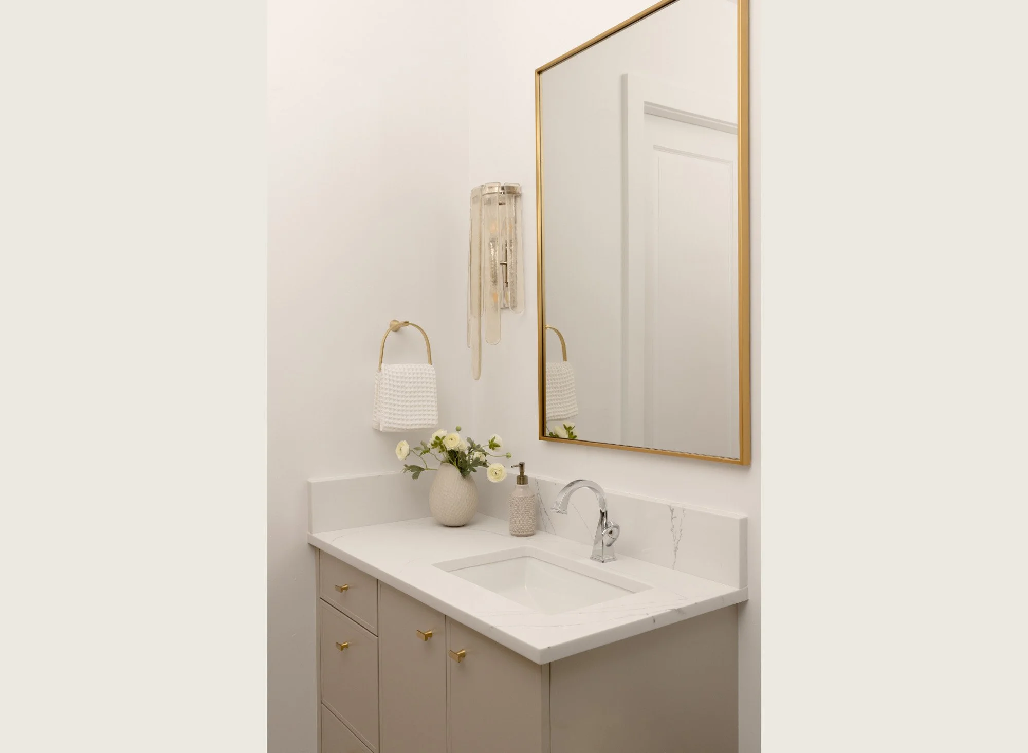 Smith_and_Meade_368 Residence-16.jpg