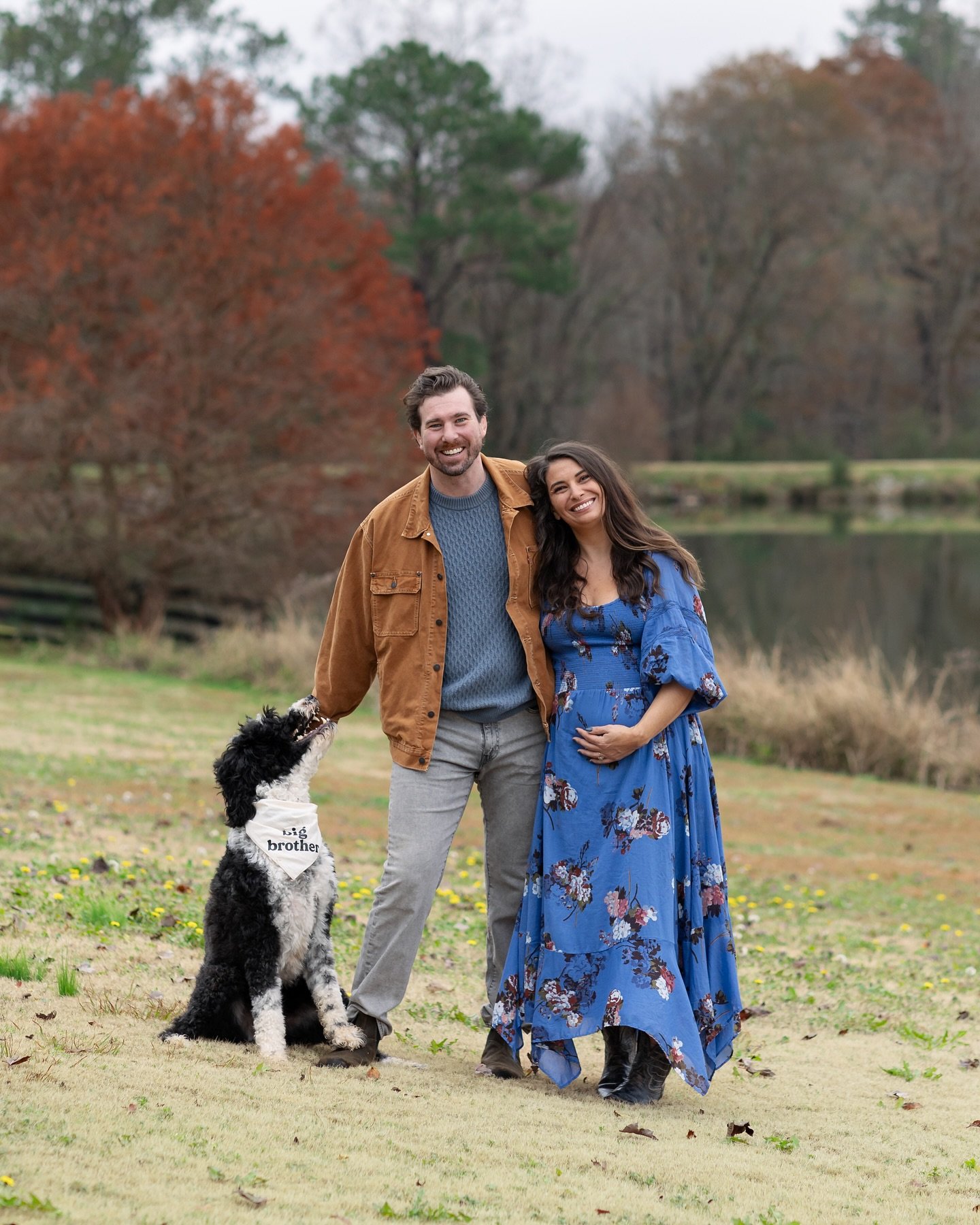 An incredibly special shoot for so many reasons. So excited for these two adding another member to their family🫶🏼🫏🐾