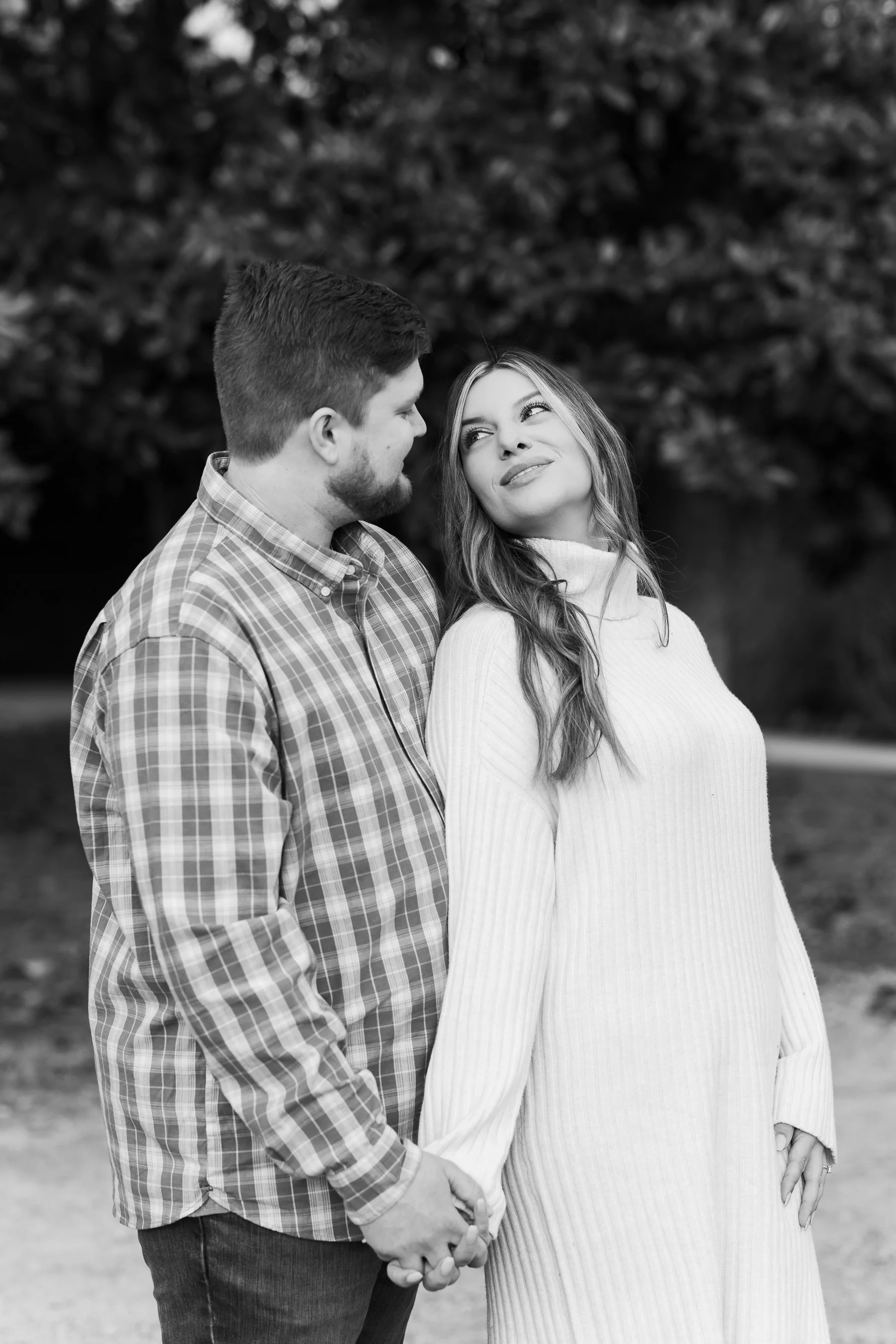 serenbe-engagement-session-beth-and-keegan-black-and-white-close-up-look-back.jpg