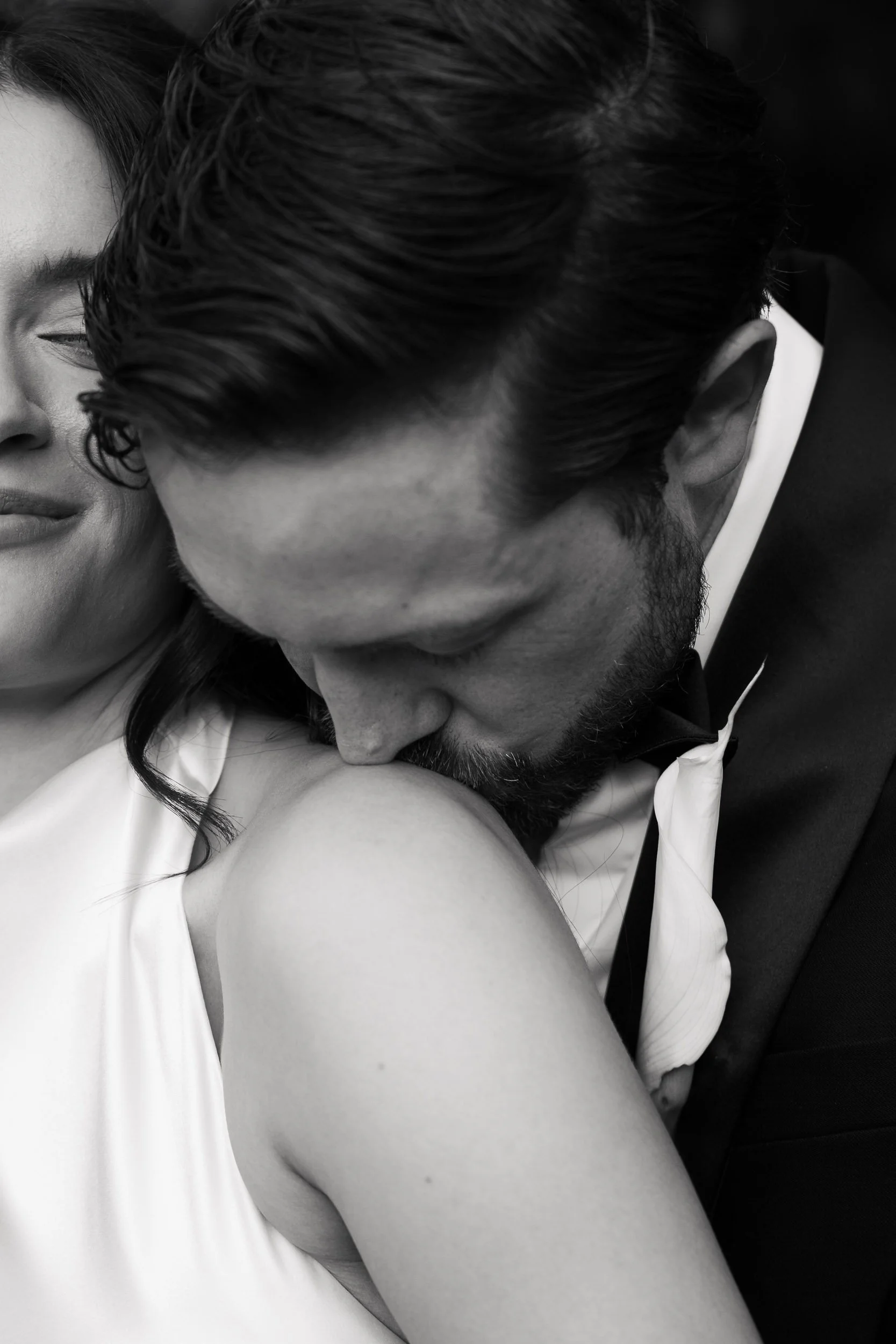Shoulder Kiss | Milton's Cuisine and Cocktails