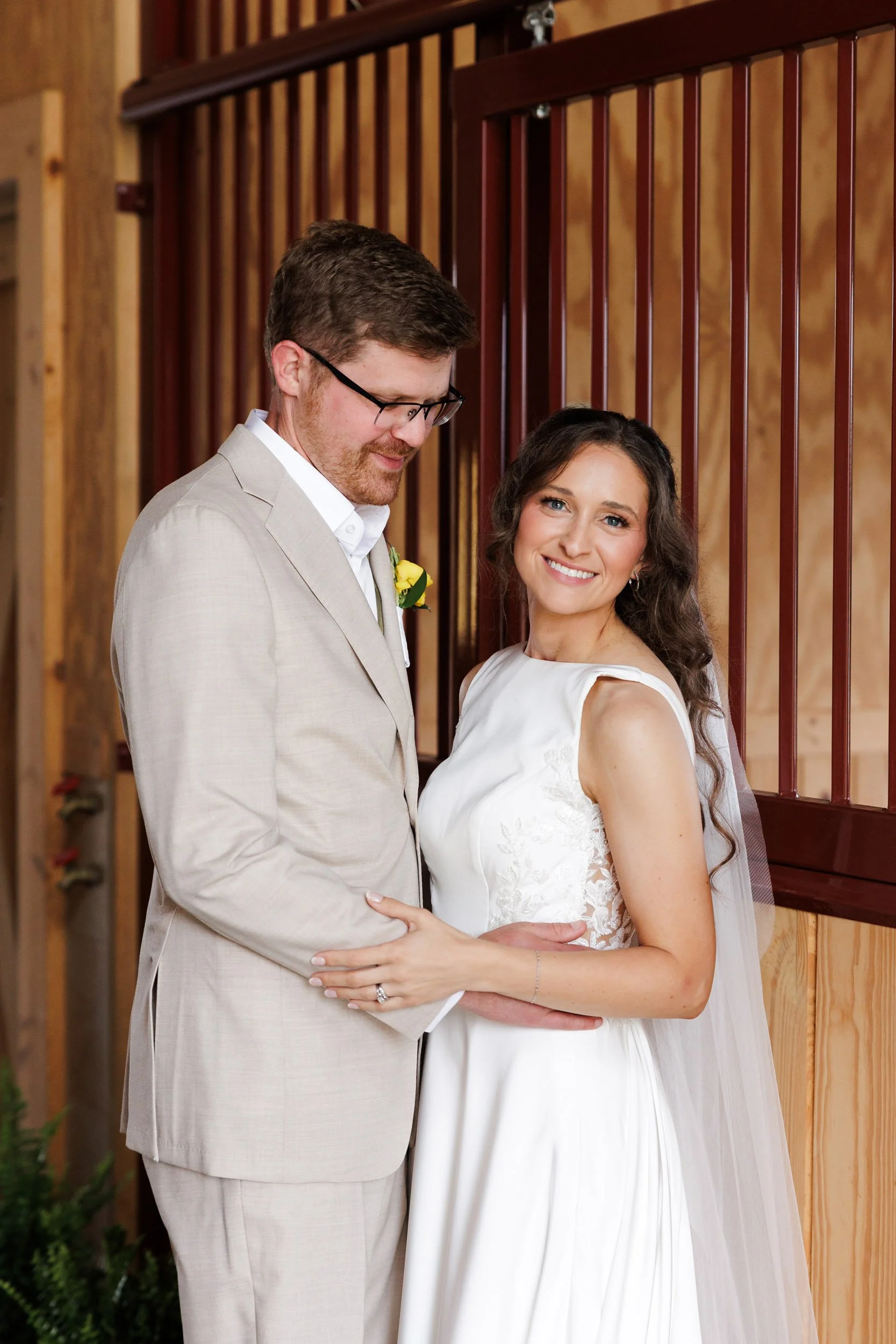 hart-acres-farm-wedding-bride-groom-07.jpg