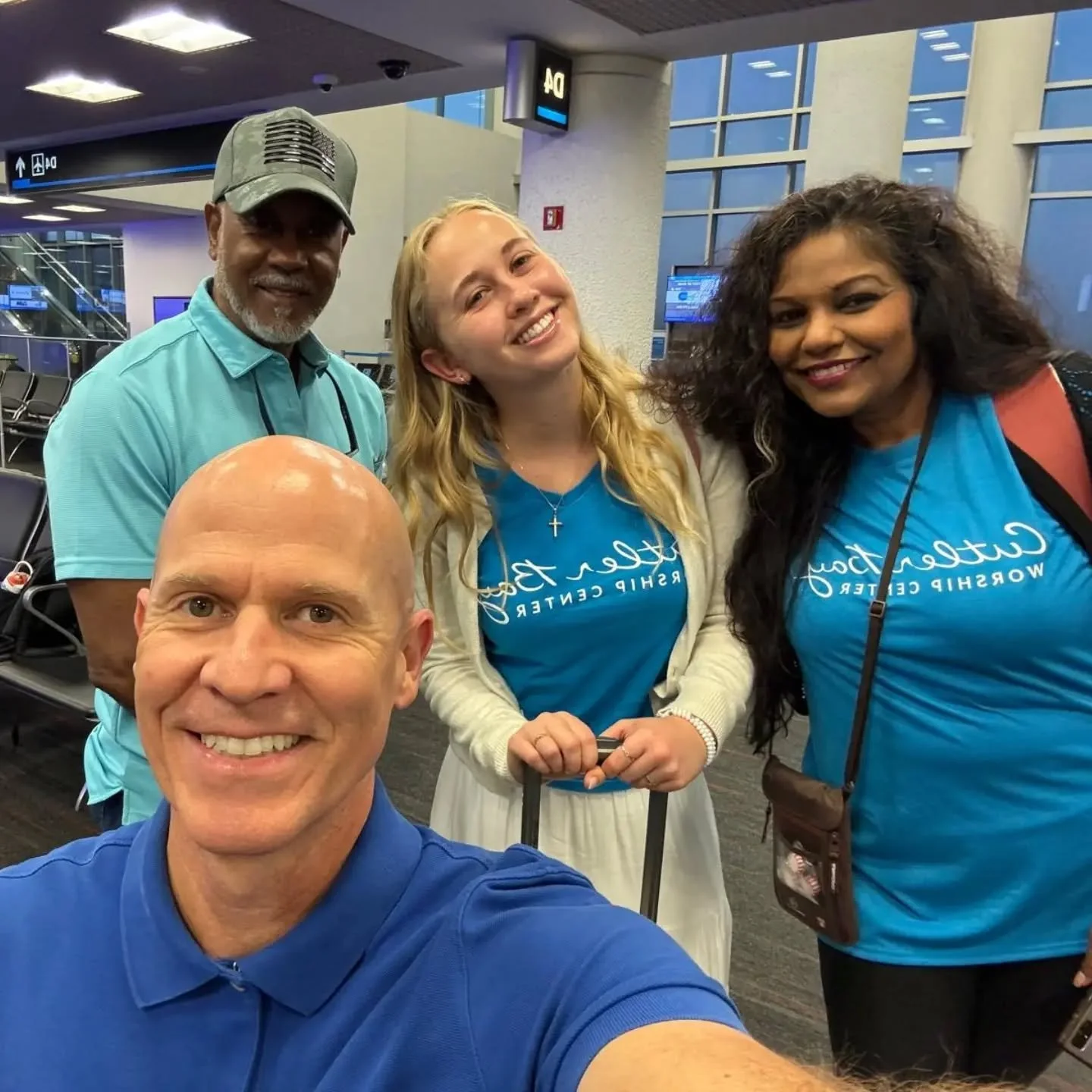 🇹🇹🙏🏼Our Trinidad Missions team left this morning and just arrived safely!! Continue to pray for them as they share Jesus with all of the areas they go to!! 🙏🏼🙏🏼

So excited for them!! 🇹🇹