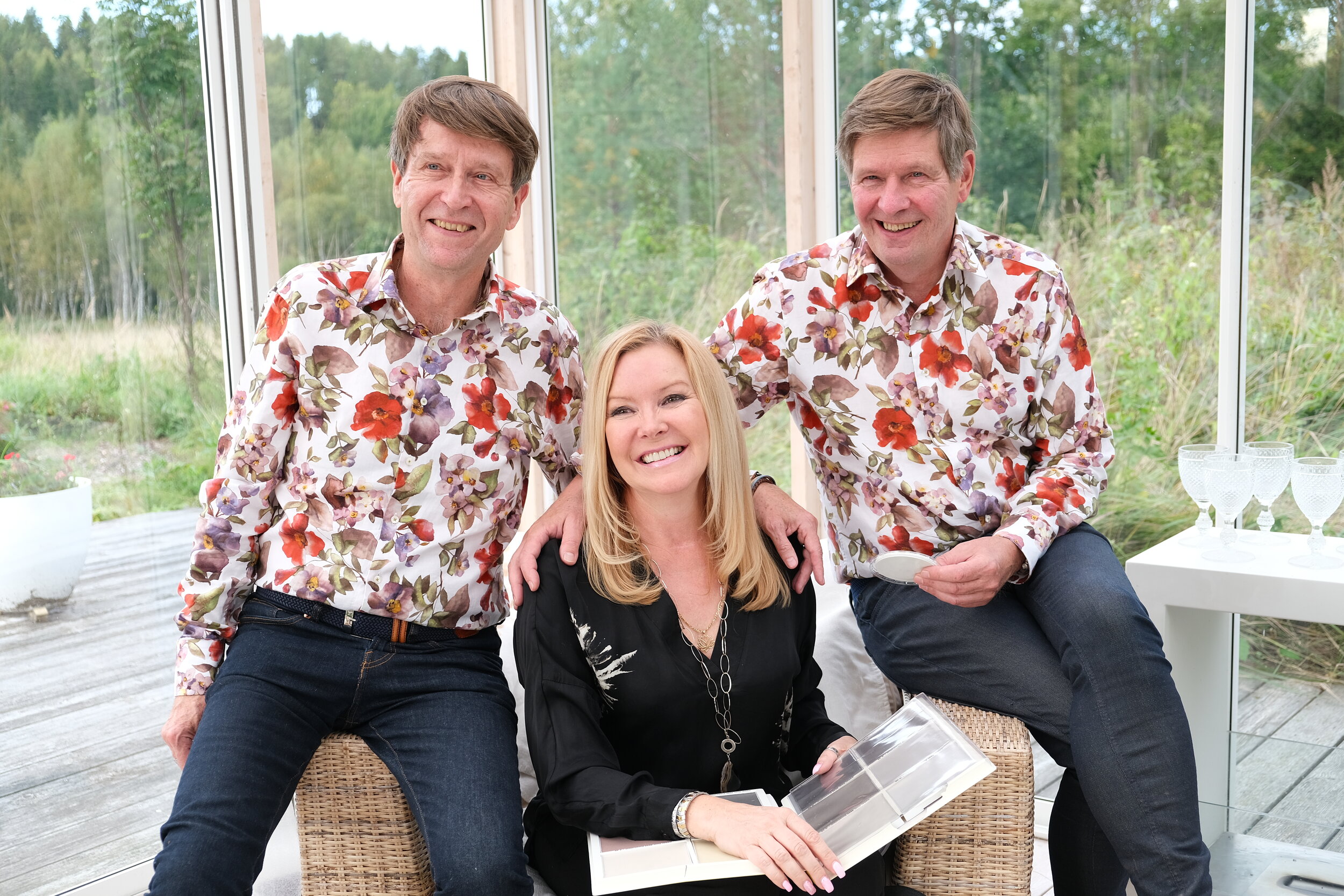 In the photo, residents Timo Ranta, Jukka Turunen and Leena Lundell, CEO of Aulis Lundell Oy.