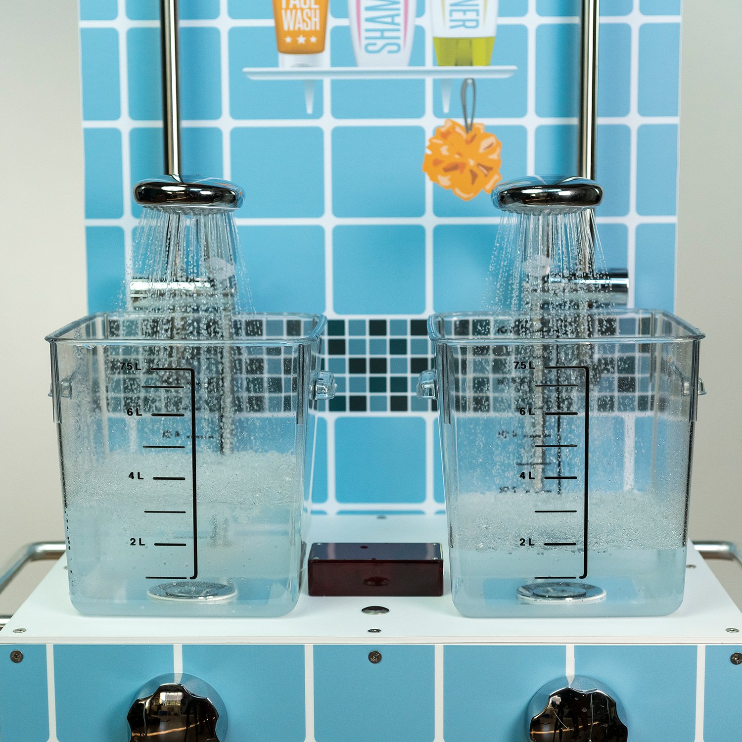 ecostyle-showerhead-efficiency-display-containers-filling.jpg