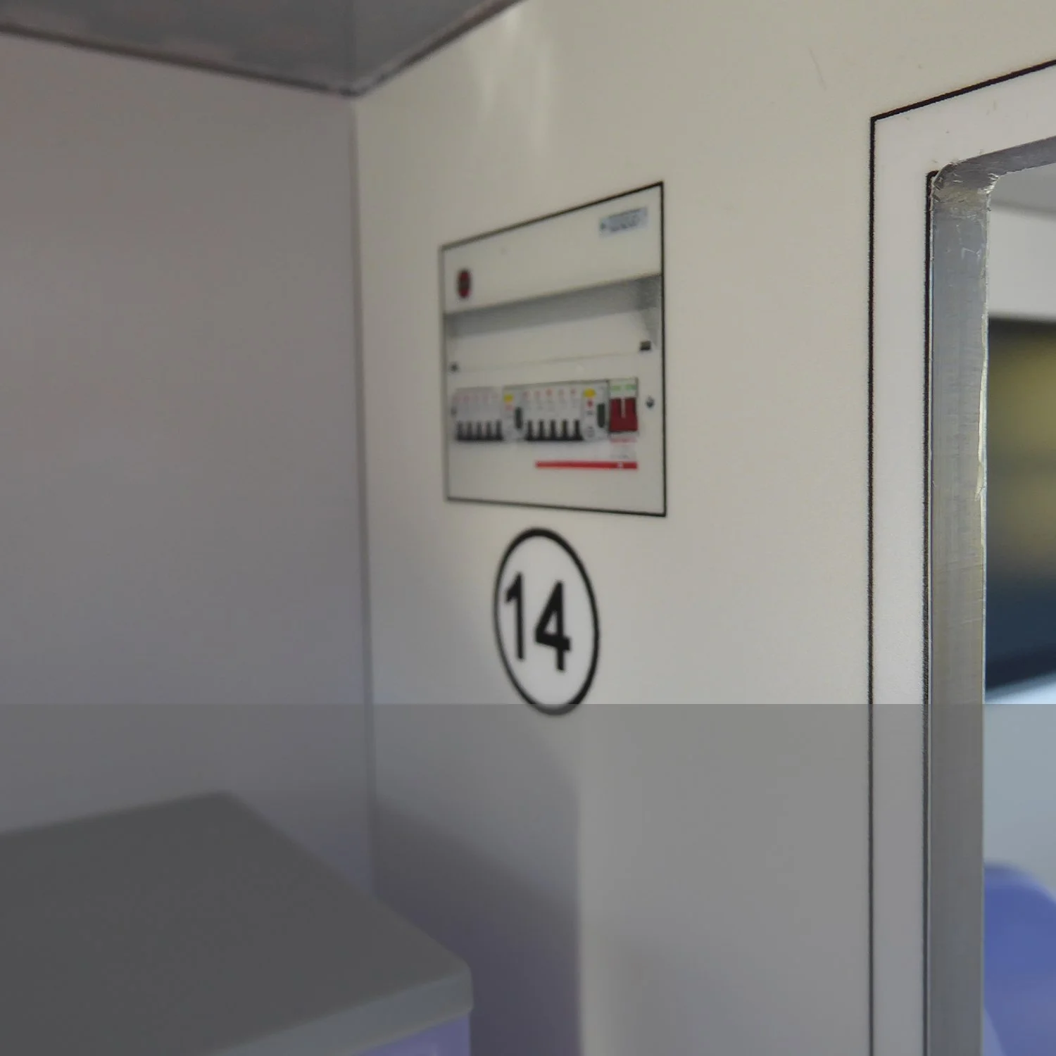 14. Raised fusebox