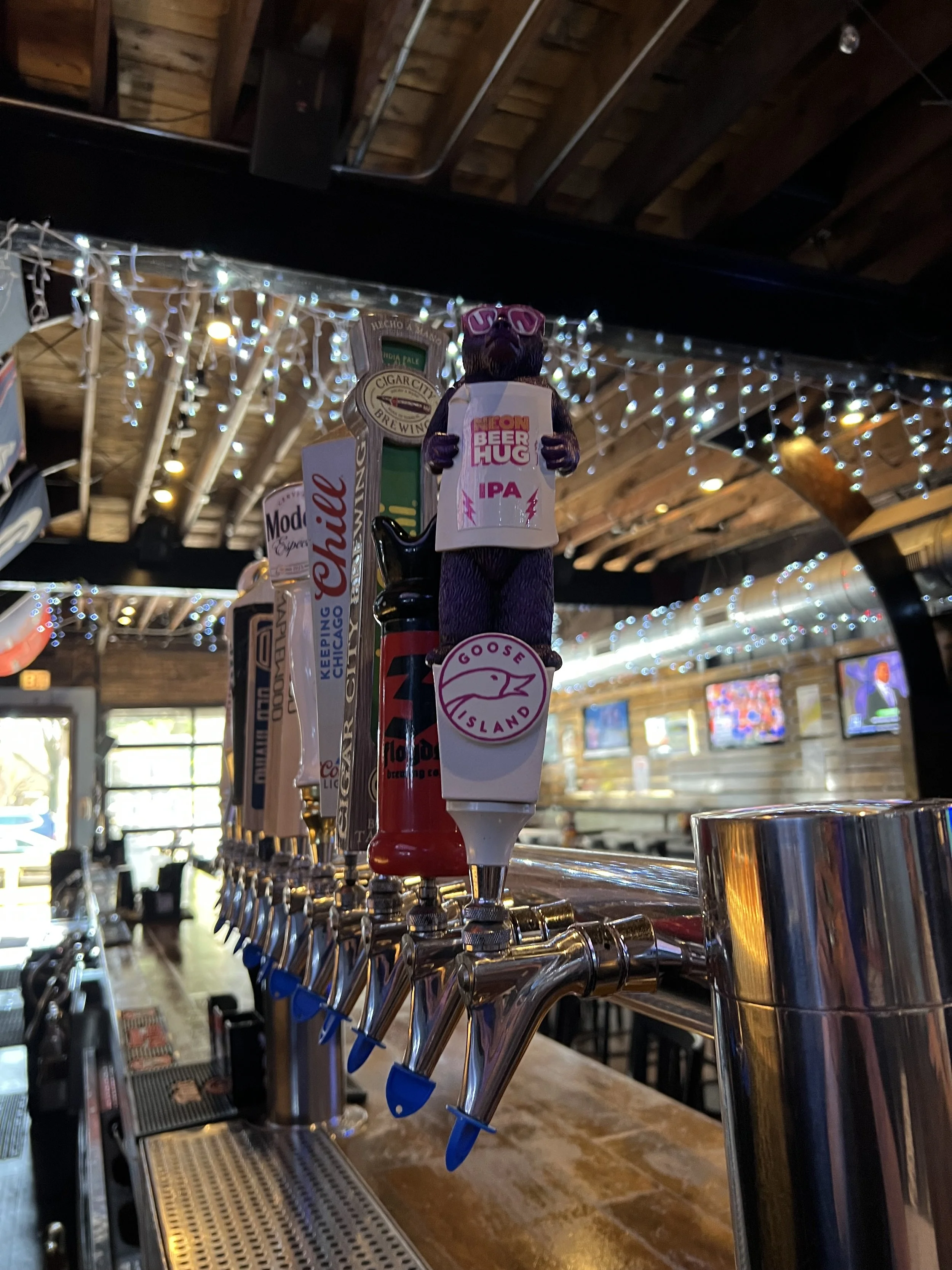 Flagship Tavern & Grill