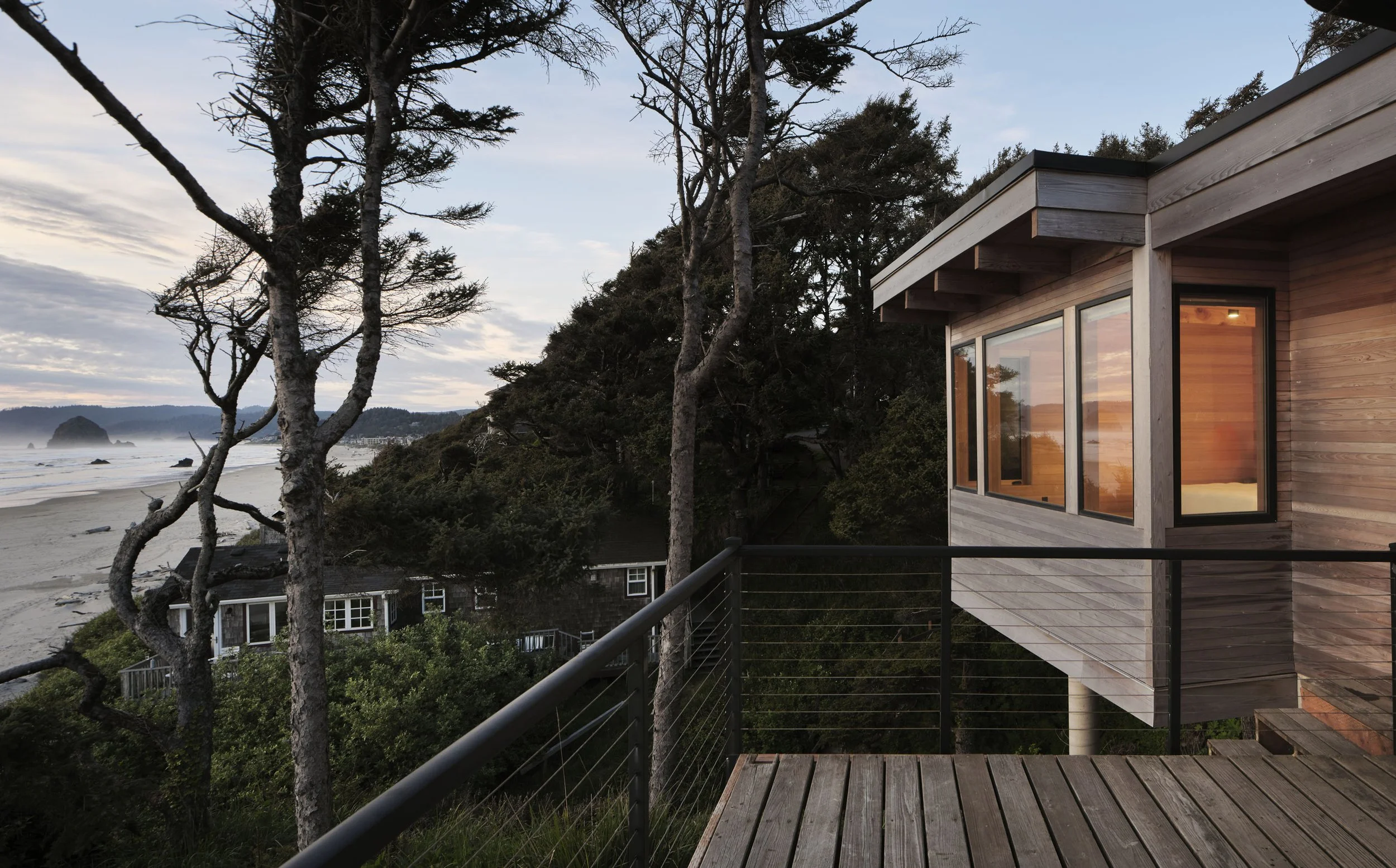 Cannon Beach Modern 13.jpg